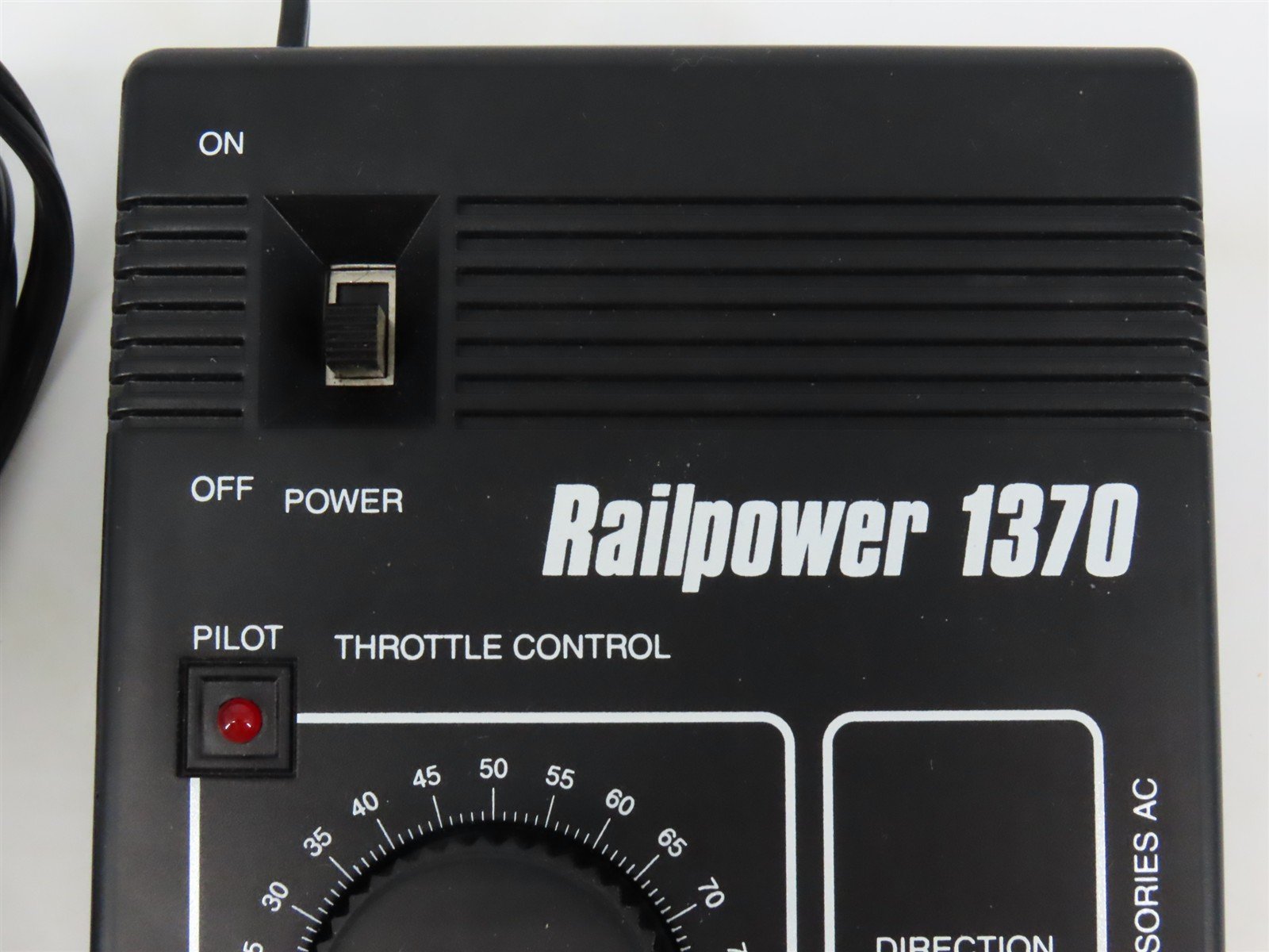 MRC Railpower 1370 DC Transformer/Controller for HO & N Scale