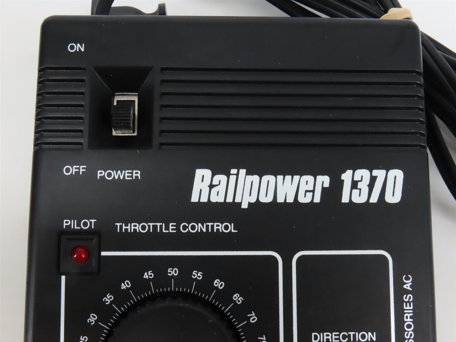 MRC Railpower 1370 DC Transformer/Controller for HO & N Scale