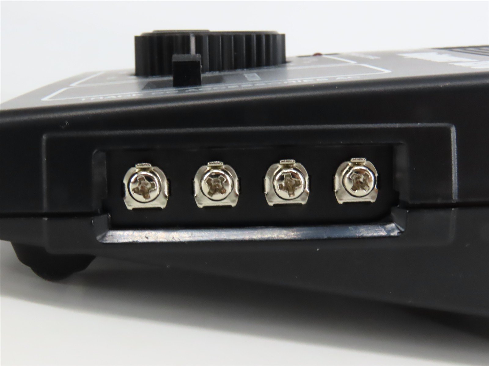 MRC Railpower 1370 DC Transformer/Controller for HO & N Scale
