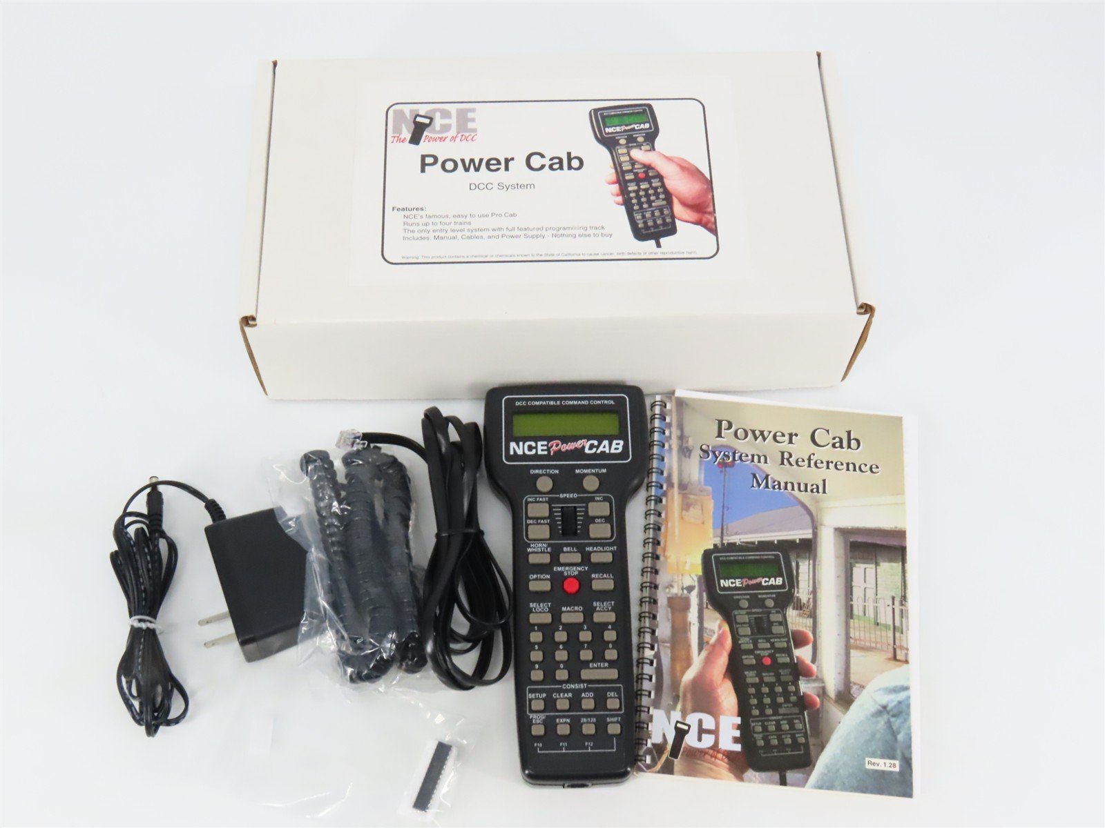 NCE #524025 PowerCab DCC System Starter Set w/ Power Supply