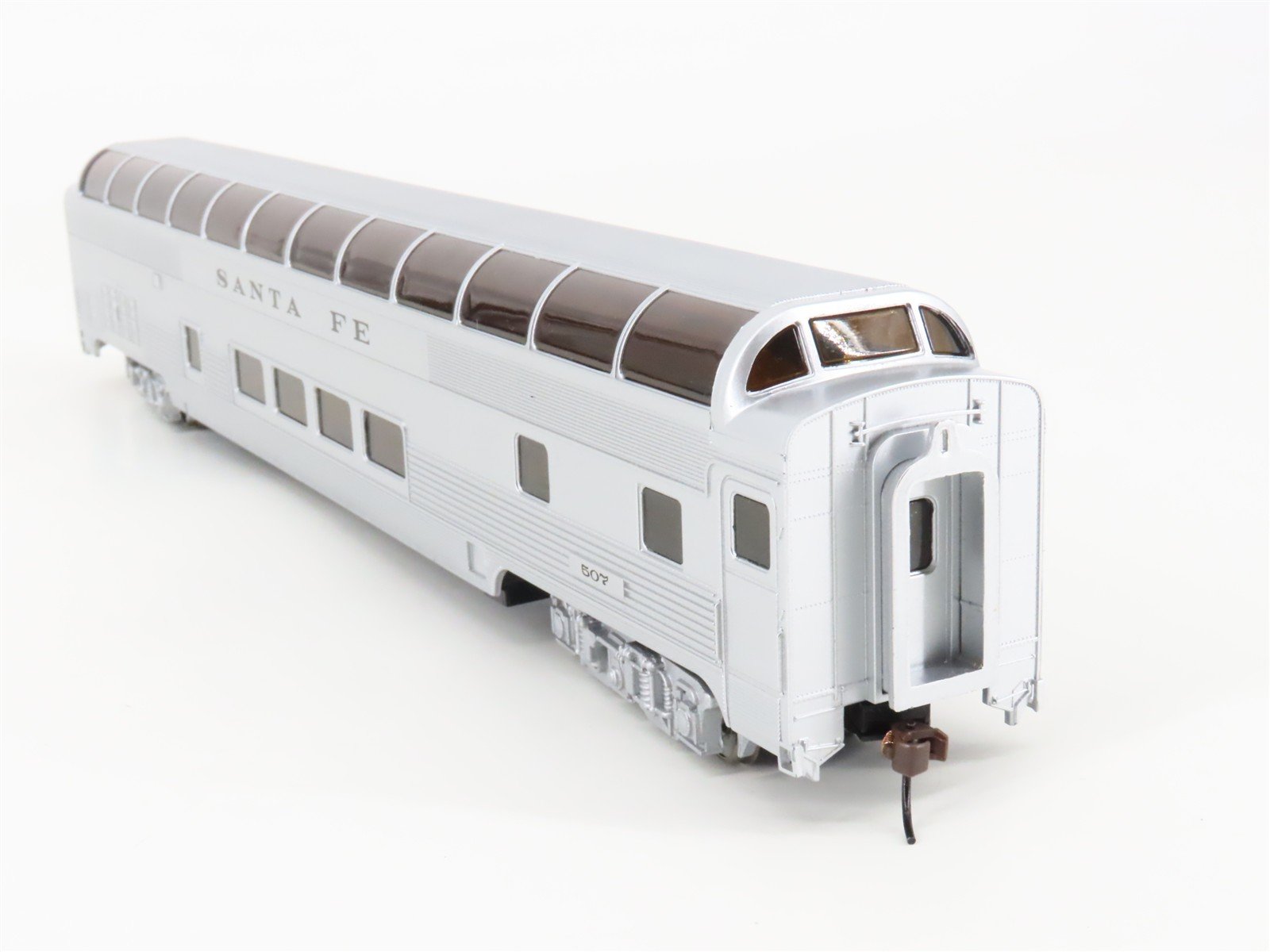 HO Scale Bachmann Silver 13002 ATSF Santa Fe 85' Full Dome Passenger Car #507