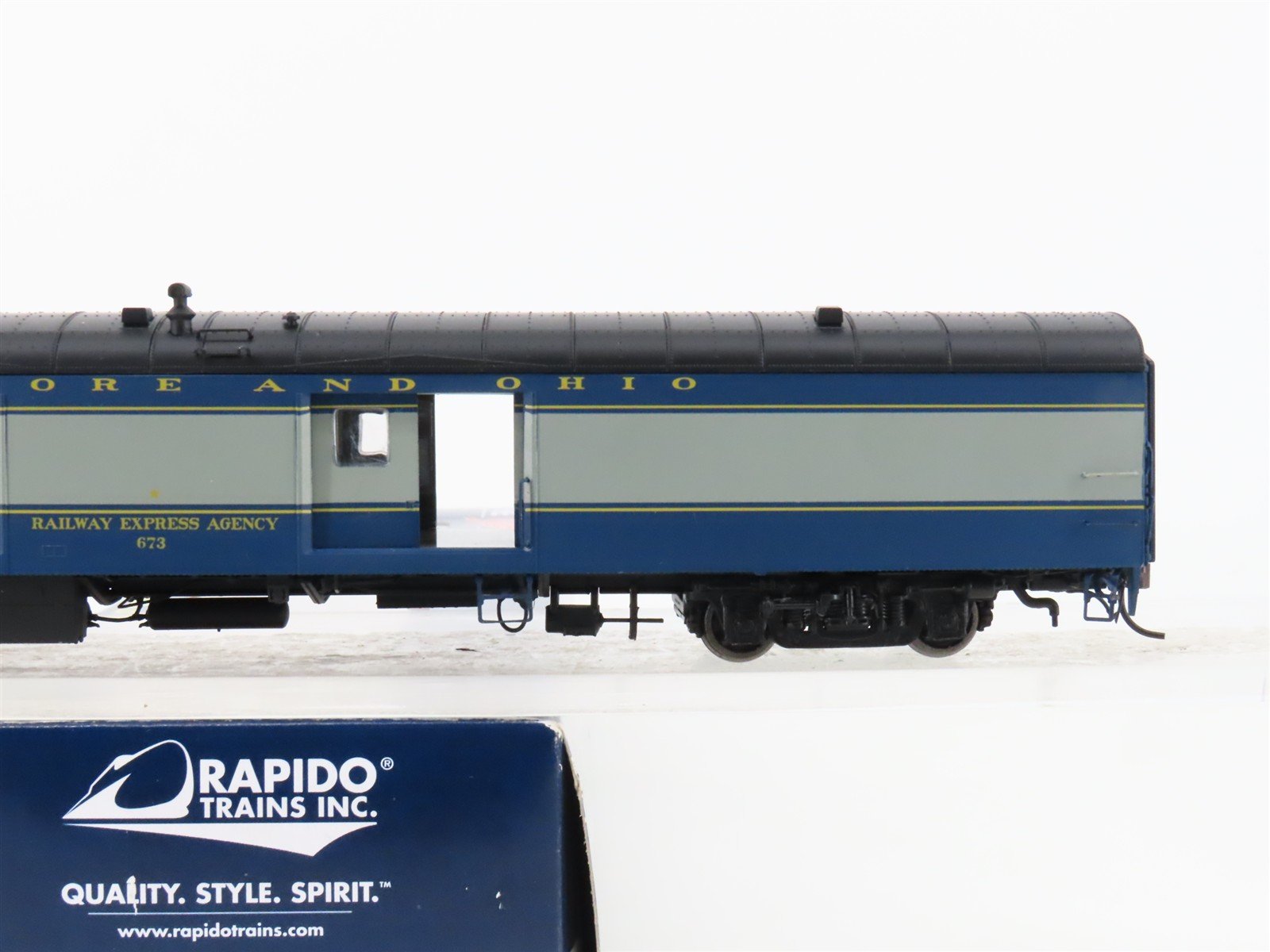 HO Scale Rapido 106114 B&O Baltimore & Ohio Baggage-Express Passenger Car #673