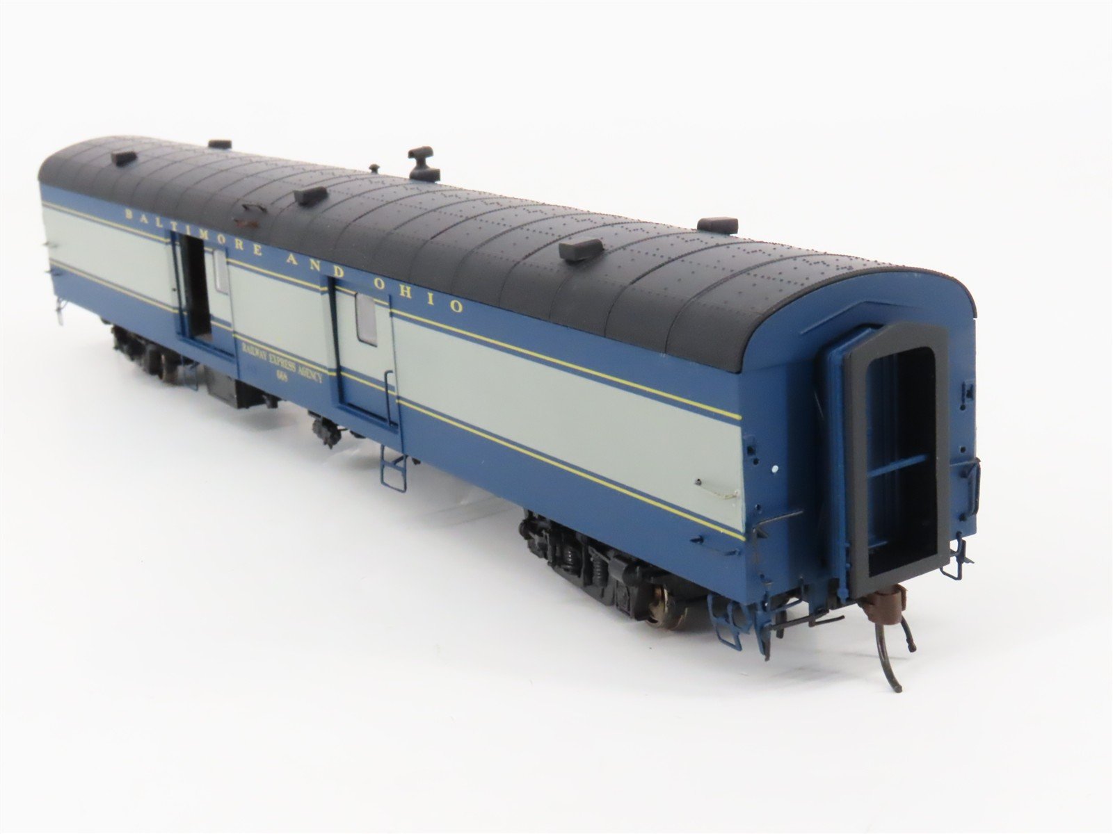 HO Scale Rapido 106112 B&O Baltimore & Ohio Baggage-Express Passenger Car #668