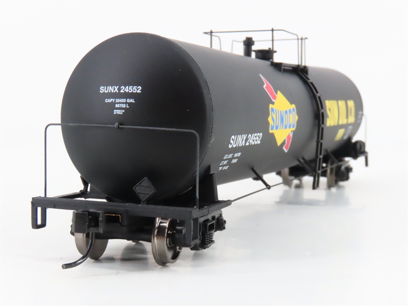 HO Scale Walthers Gold 932-7262 SUNX Sunoco Funnel Flow Tank Car #24552