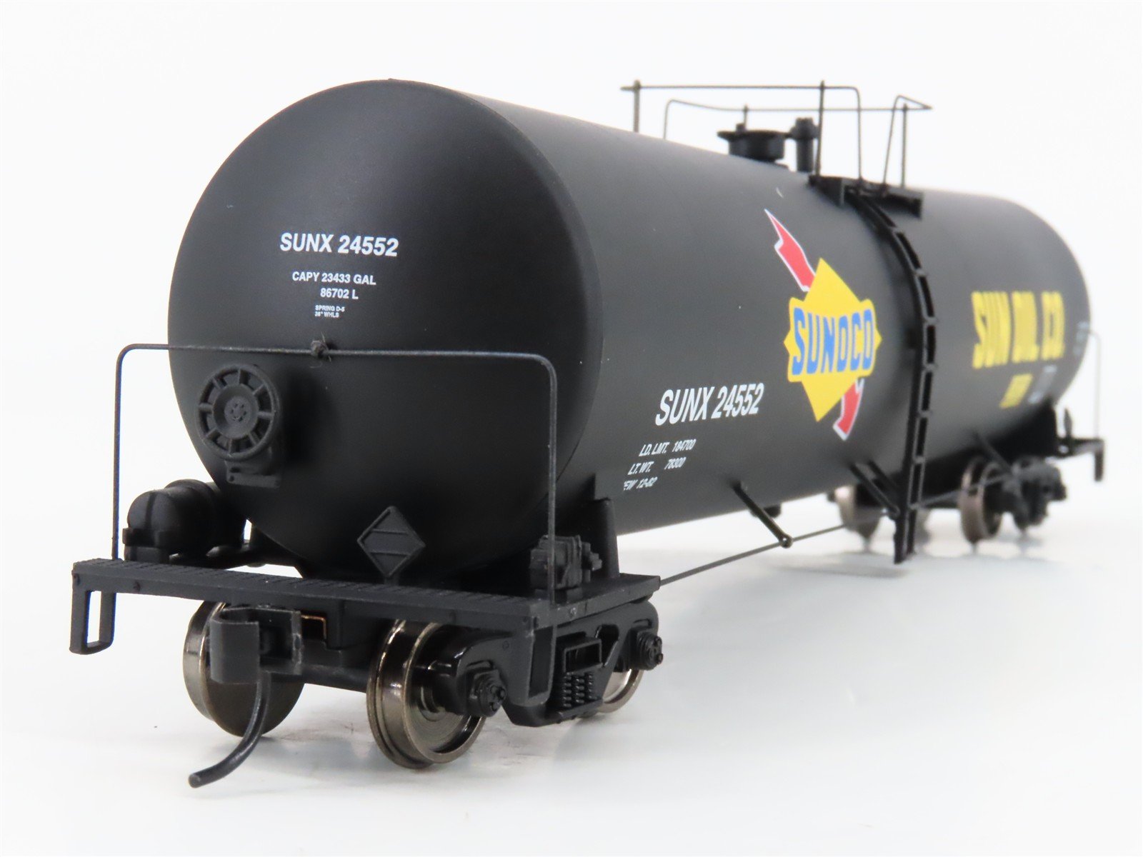HO Scale Walthers Gold 932-7262 SUNX Sunoco Funnel Flow Tank Car #24552