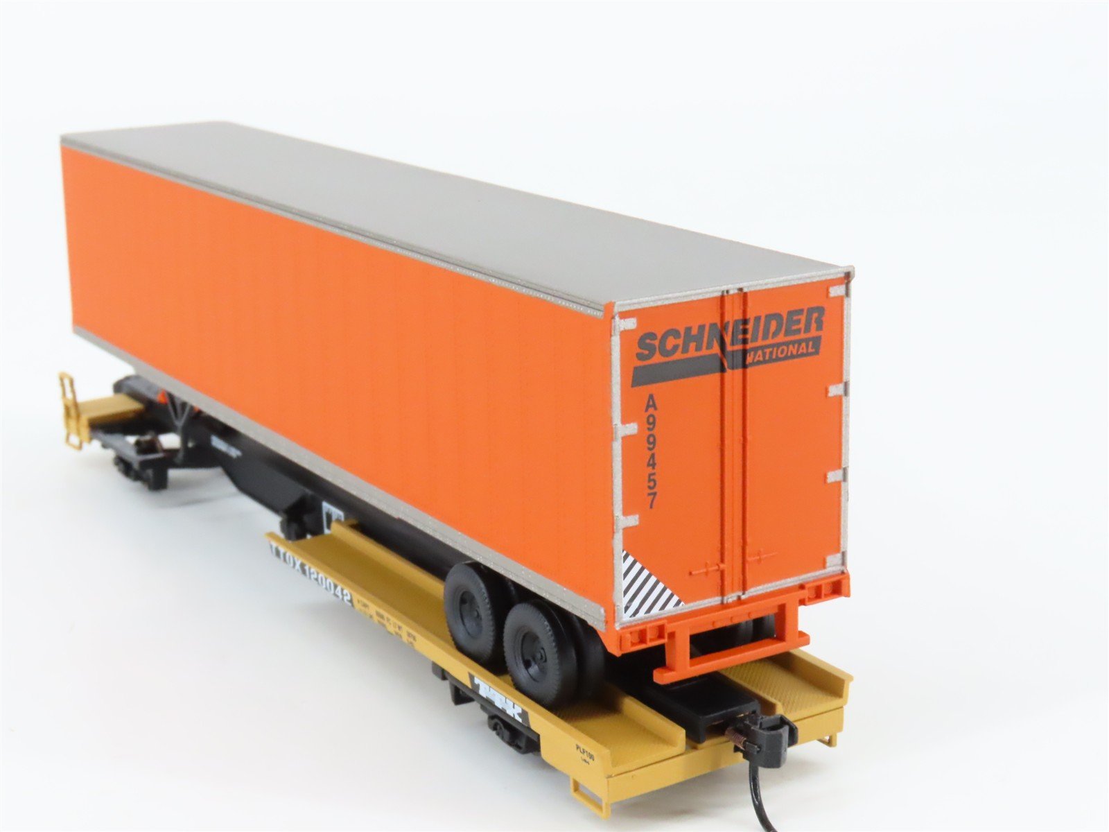 HO Walthers 932-39814 TTX Front Runner TOFC Flat Car #120042 w/Schneider Trailer