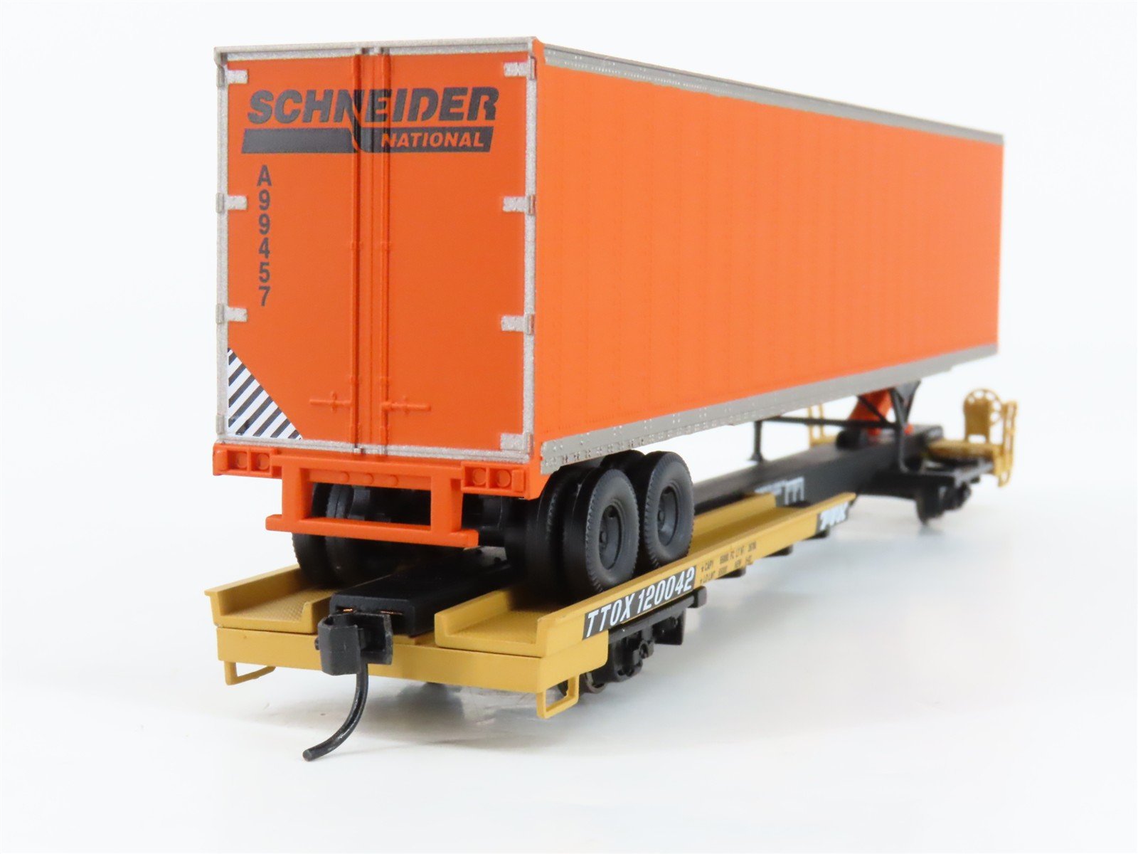 HO Walthers 932-39814 TTX Front Runner TOFC Flat Car #120042 w/Schneider Trailer