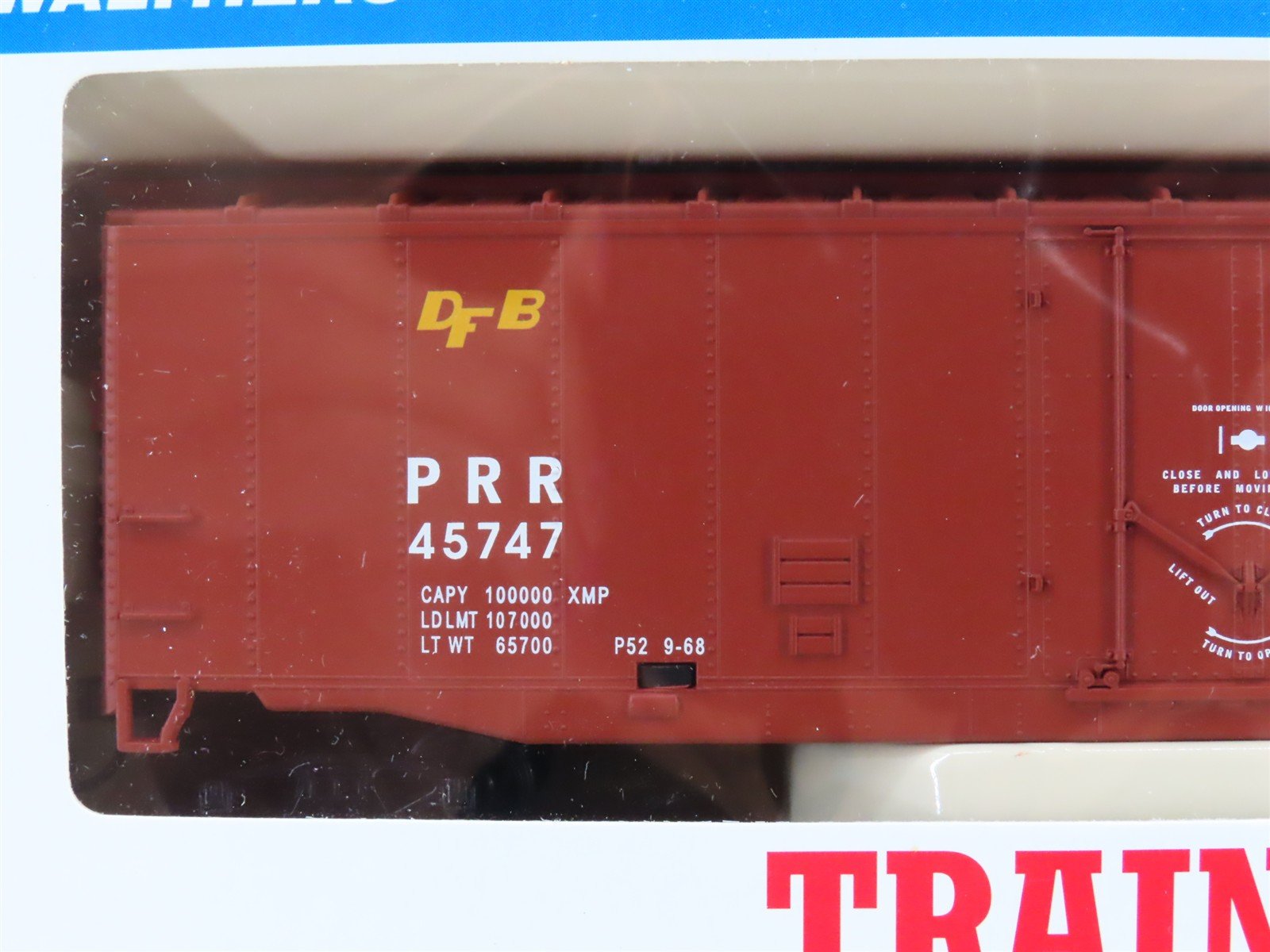 LOT of 3 HO Scale Walthers Trainline PRR, GN, & CP Box Cars & Stock Car