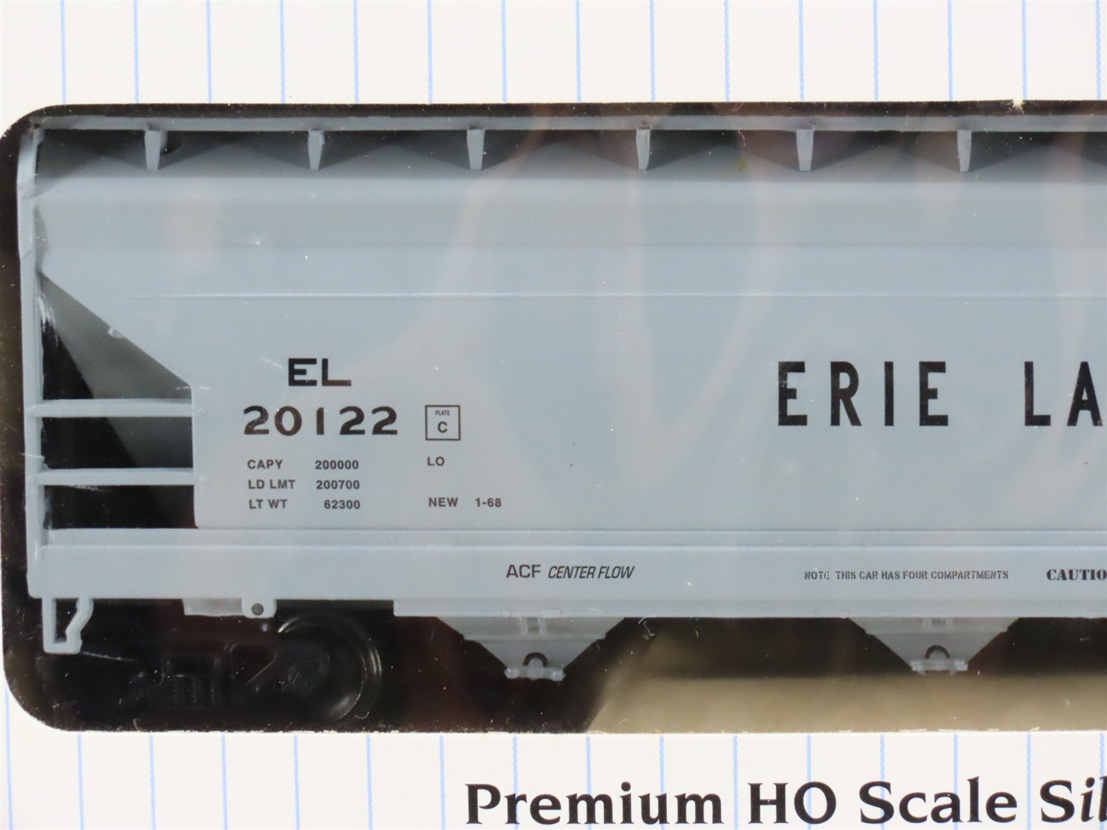 LOT of 4 HO Bachmann Silver WADX, EL, ATSF & GN Box Car & Covered Hoppers