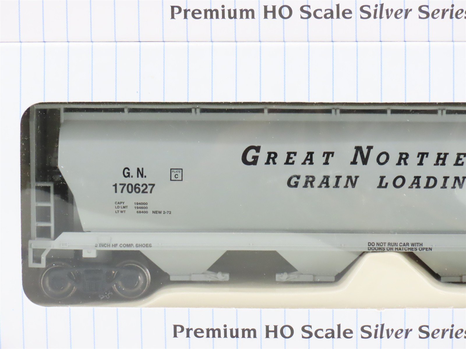 LOT of 4 HO Bachmann Silver WADX, EL, ATSF & GN Box Car & Covered Hoppers