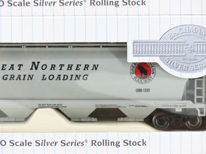 LOT of 4 HO Bachmann Silver WADX, EL, ATSF & GN Box Car & Covered Hoppers