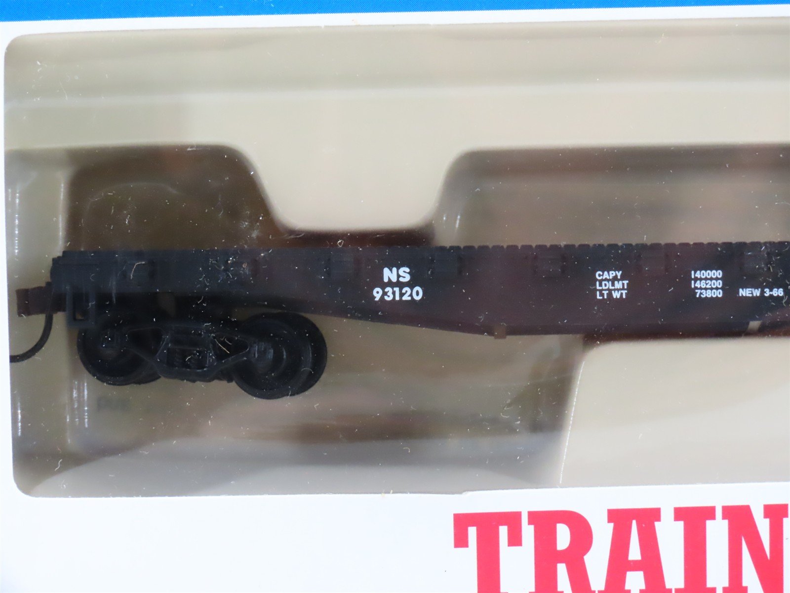 LOT of 3 HO Scale Walthers Trainline CR Conrail & NS Norfolk Southern Flat Cars