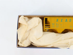 LOT of 2 HO Scale Roundhouse Bev-Bel MDC Kits RDG Reading 35' 2-Bay Hoppers