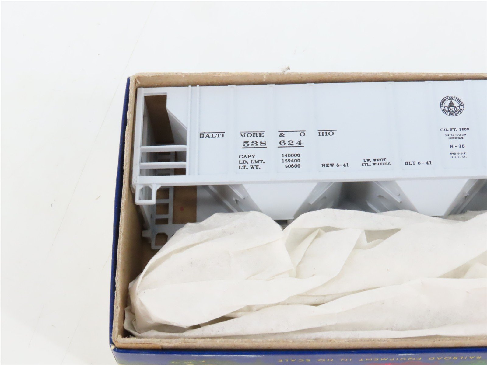 LOT of 2 HO Roundhouse Bev-Bel MDC Kits B&O Baltimore & Ohio 35' 2-Bay Hoppers