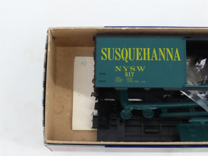 LOT of 5 HO Scale Roundhouse MDC Kits NYSW/ERIE/ATSF/SOO Hoppers & Box Cars