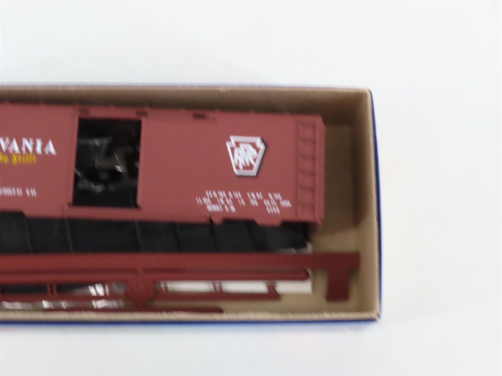 LOT of 4 HO Scale Roundhouse MDC Kits 1042 PRR Pennsylvania 40' Box Cars