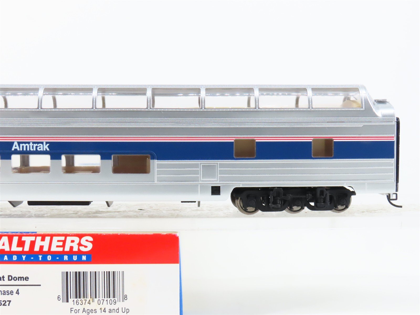 HO Scale Walthers 932-6527 AMTK Amtrak Ph. 4 Budd Great Dome Passenger Car