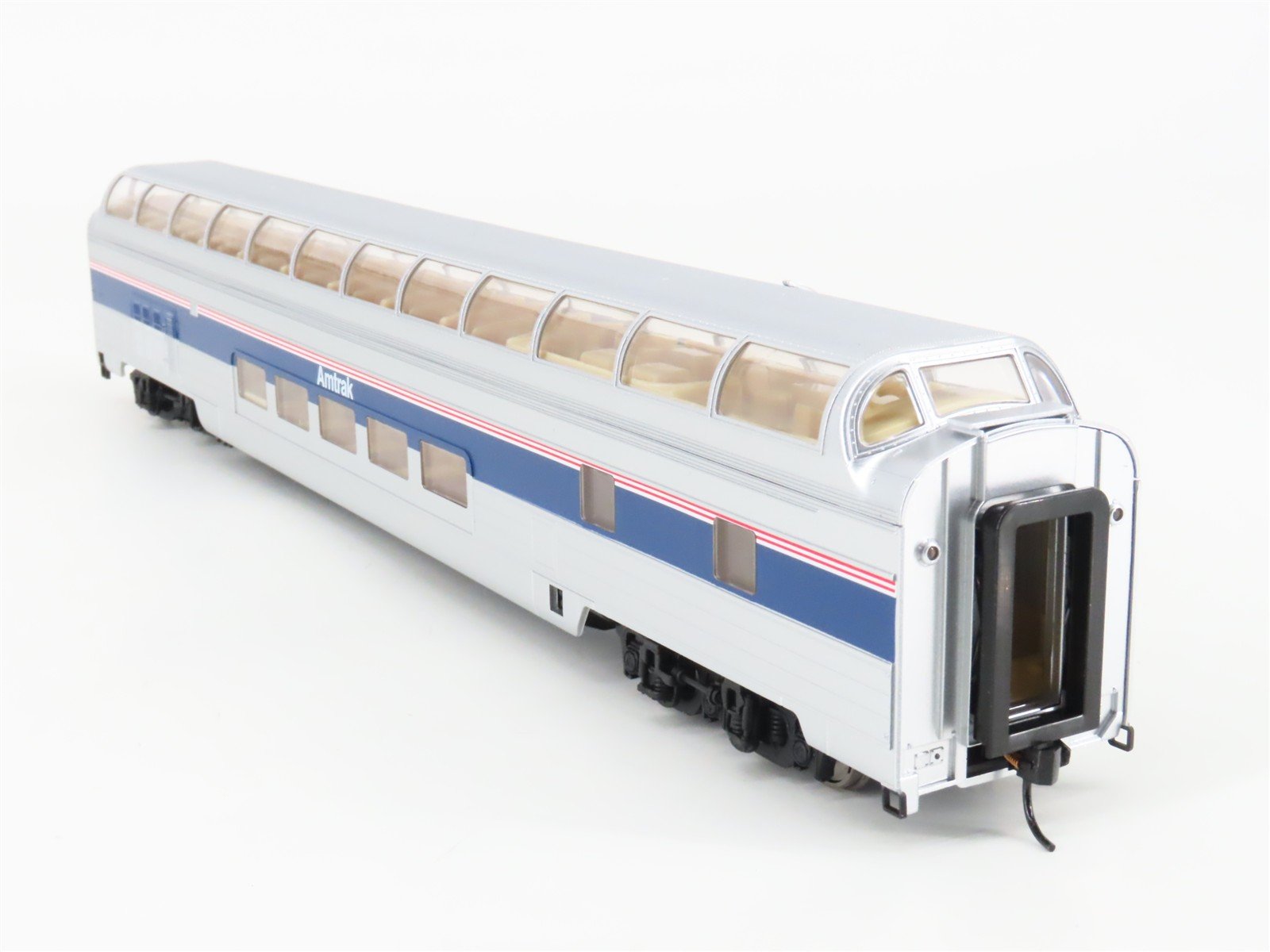 HO Scale Walthers 932-6527 AMTK Amtrak Ph. 4 Budd Great Dome Passenger Car