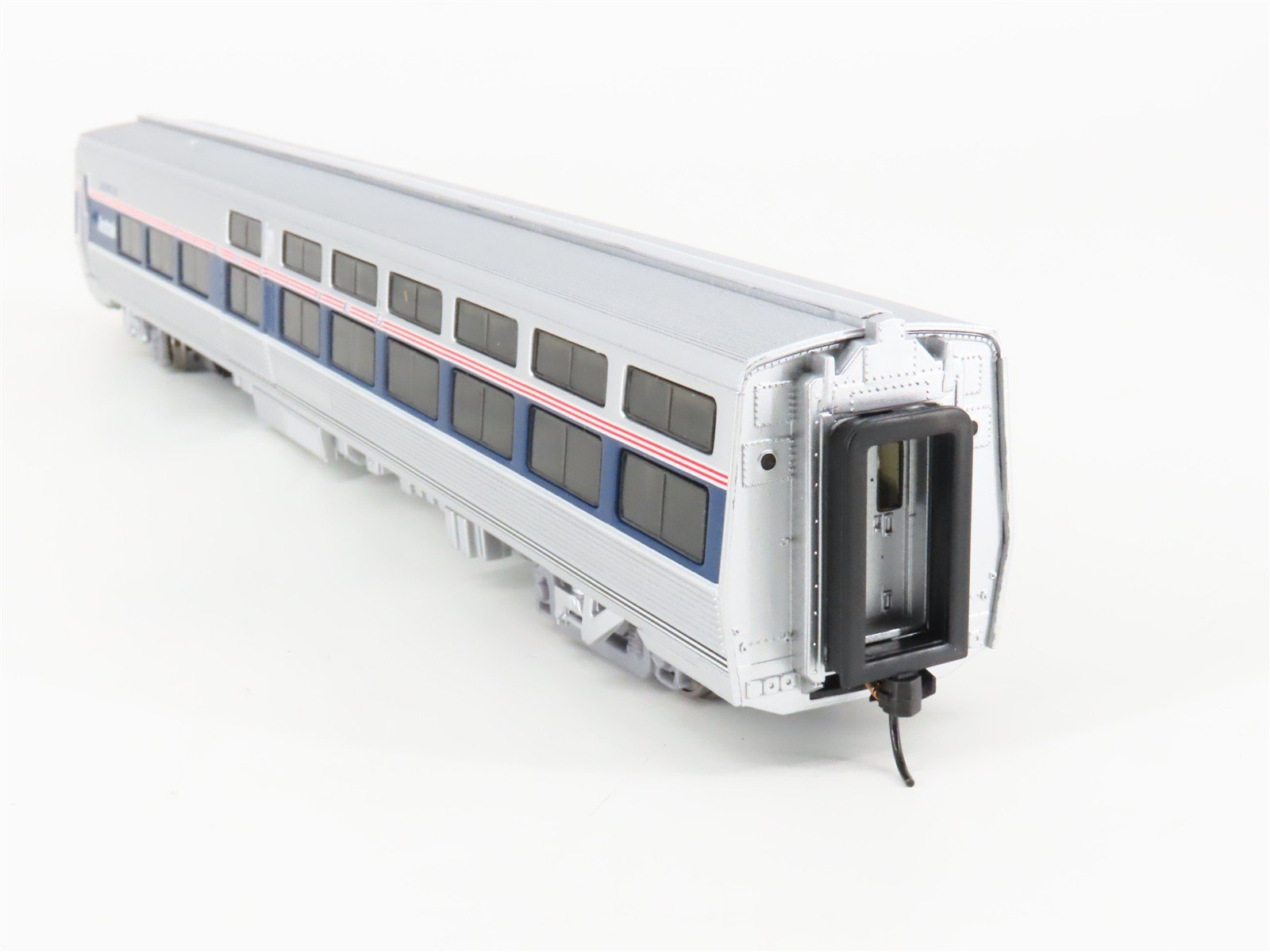 HO Walthers 932-6091 AMTK Amtrak Ph. 4 Viewliner Sleeper Passenger Car
