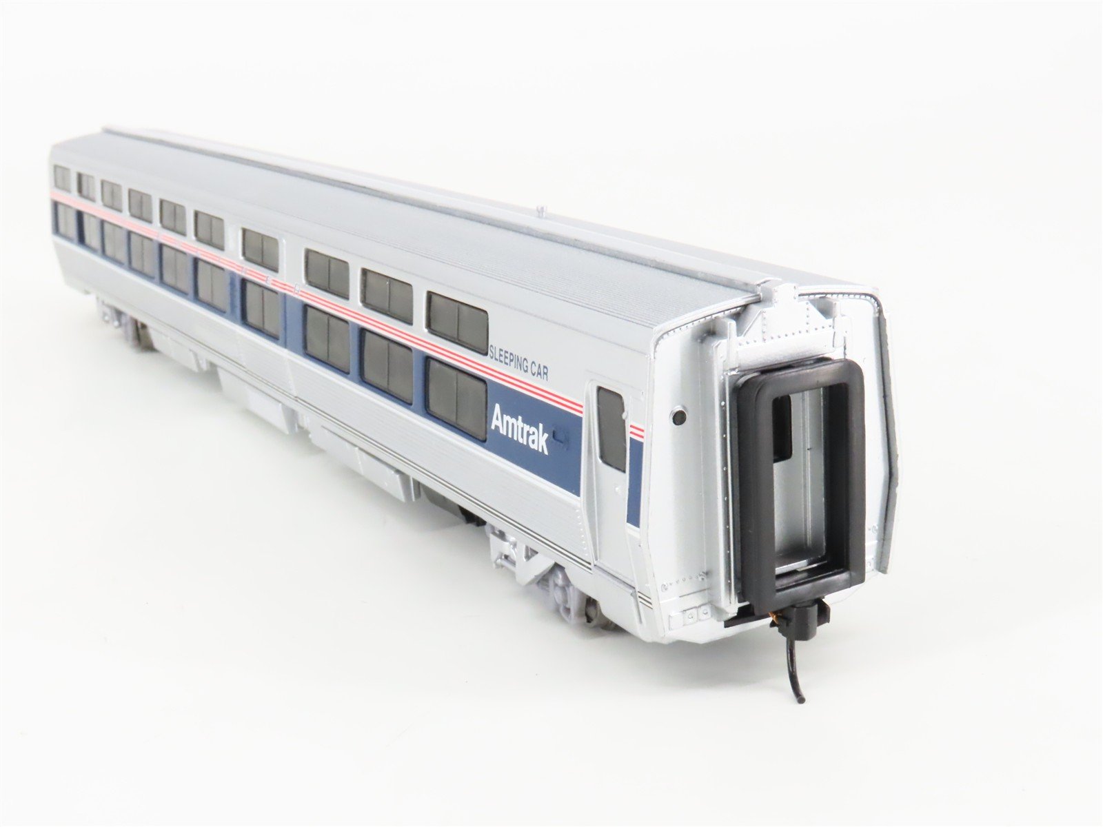 HO Walthers 932-6091 AMTK Amtrak Ph. 4 Viewliner Sleeper Passenger Car