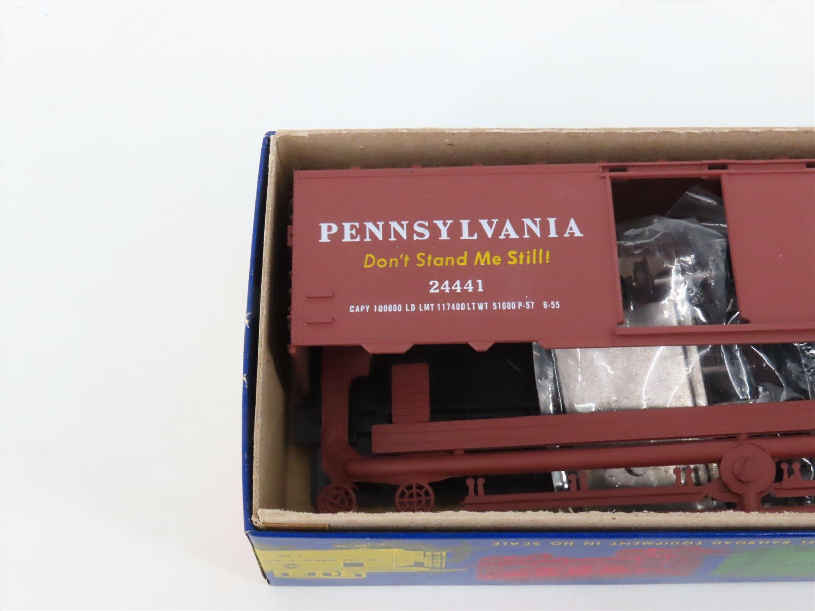 LOT of 4 HO Scale Roundhouse MDC Kits 1042 PRR Pennsylvania 40' Box Cars