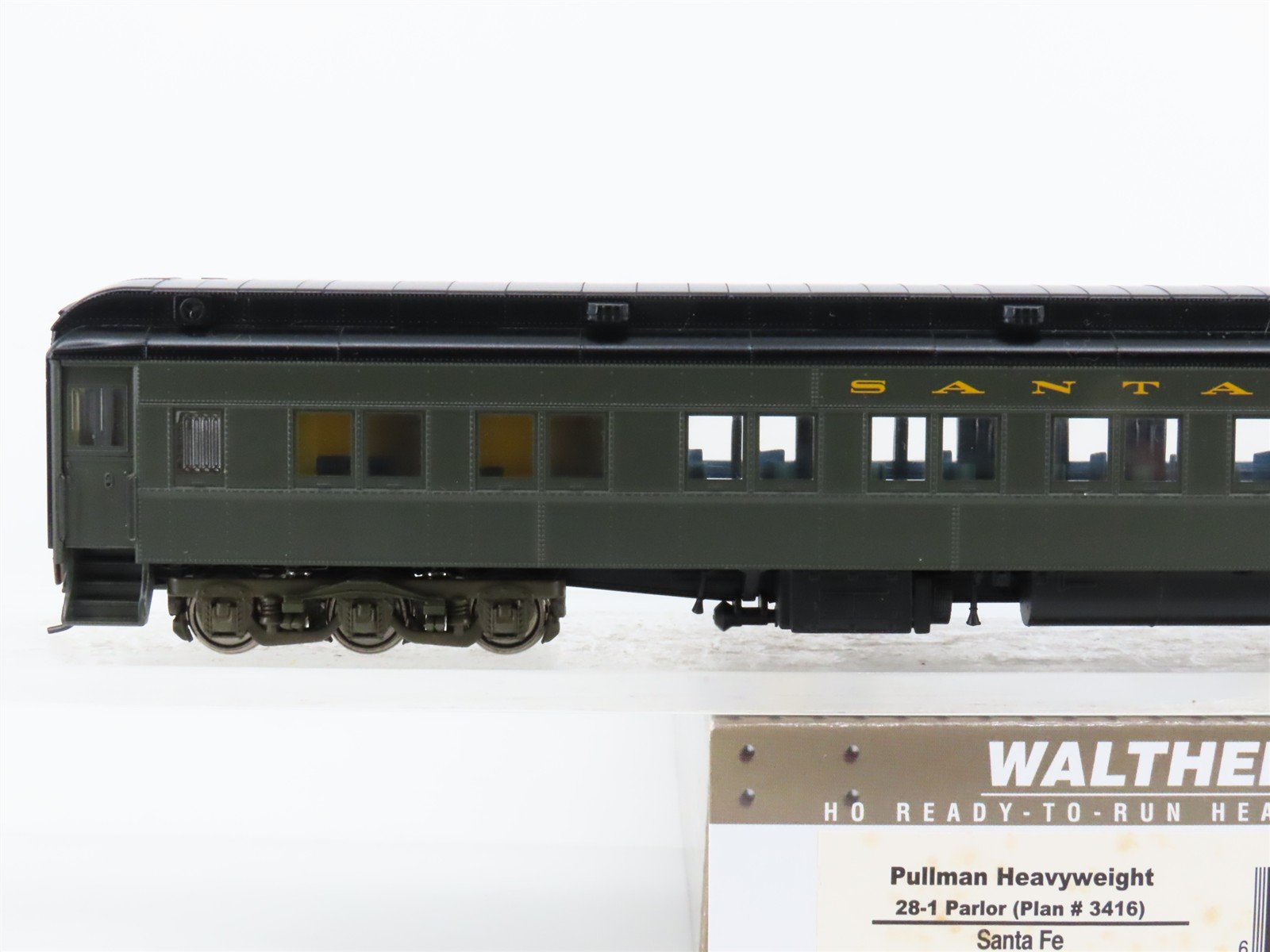 HO Walthers Classic 932-10302 ATSF Santa Fe Heavyweight 28-1 Parlor Passenger