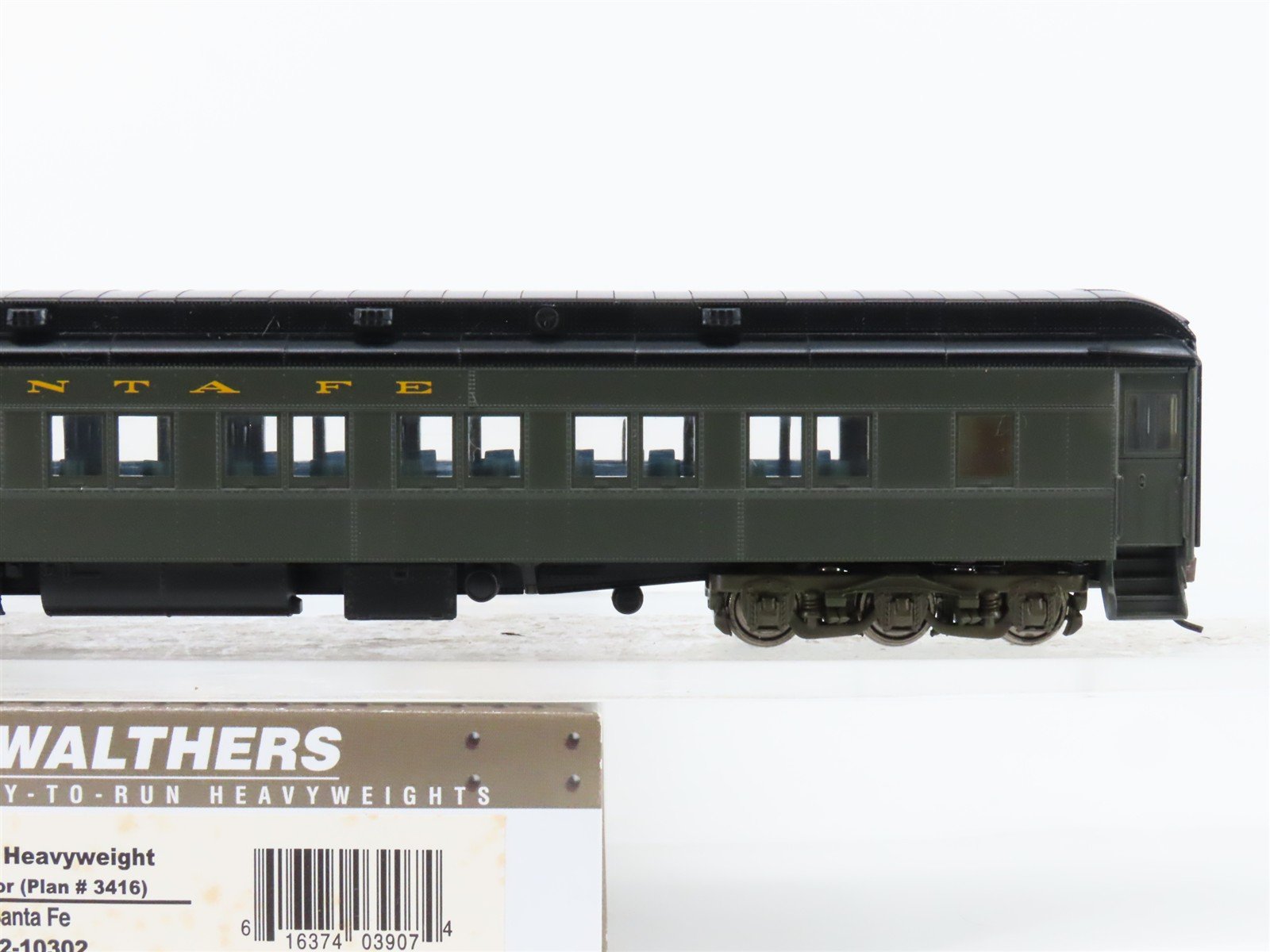 HO Walthers Classic 932-10302 ATSF Santa Fe Heavyweight 28-1 Parlor Passenger