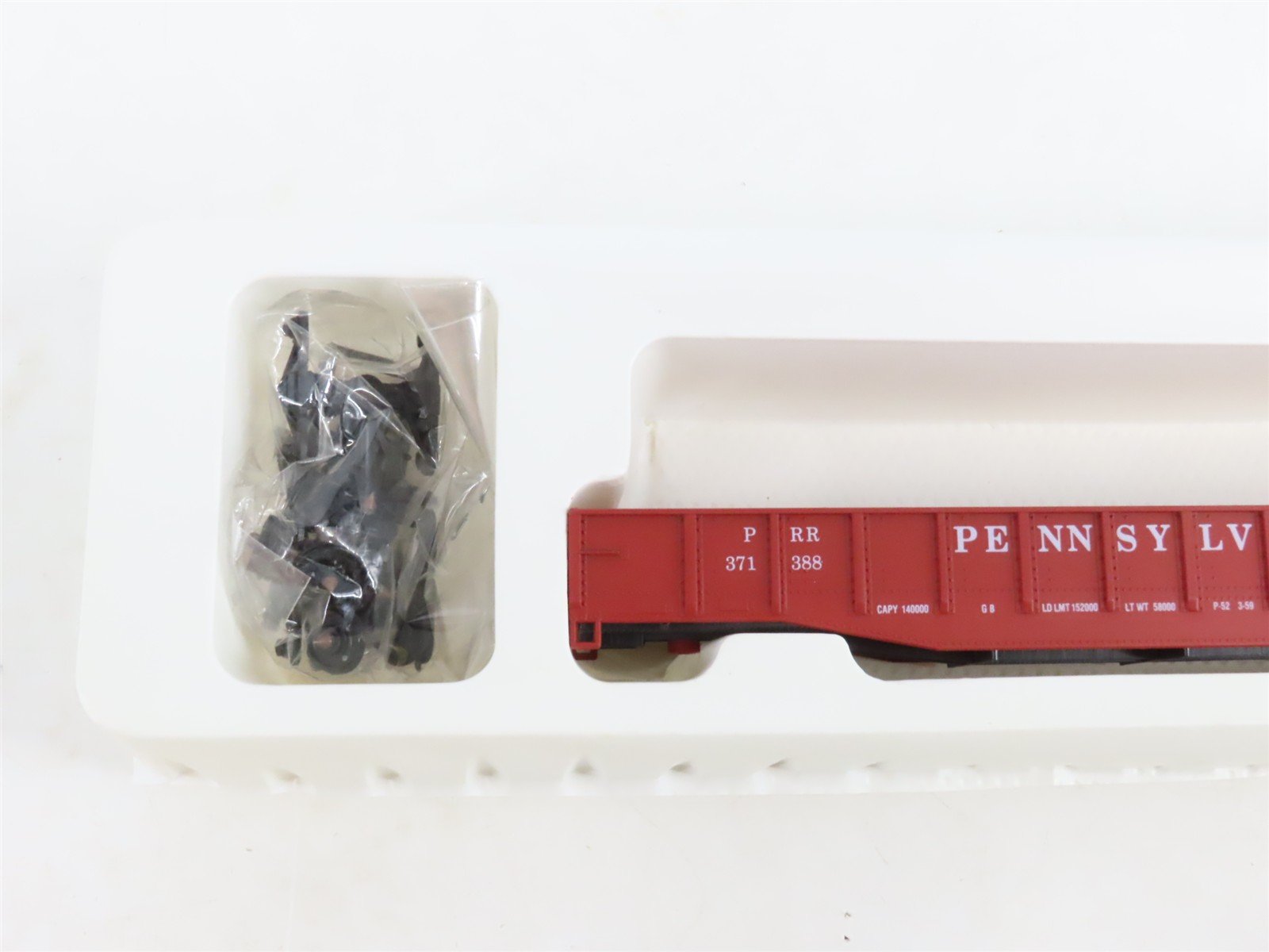 LOT of 4 HO Scale Con-Cor Kits ACL/PRR Old Time Box Car & Open Gondolas