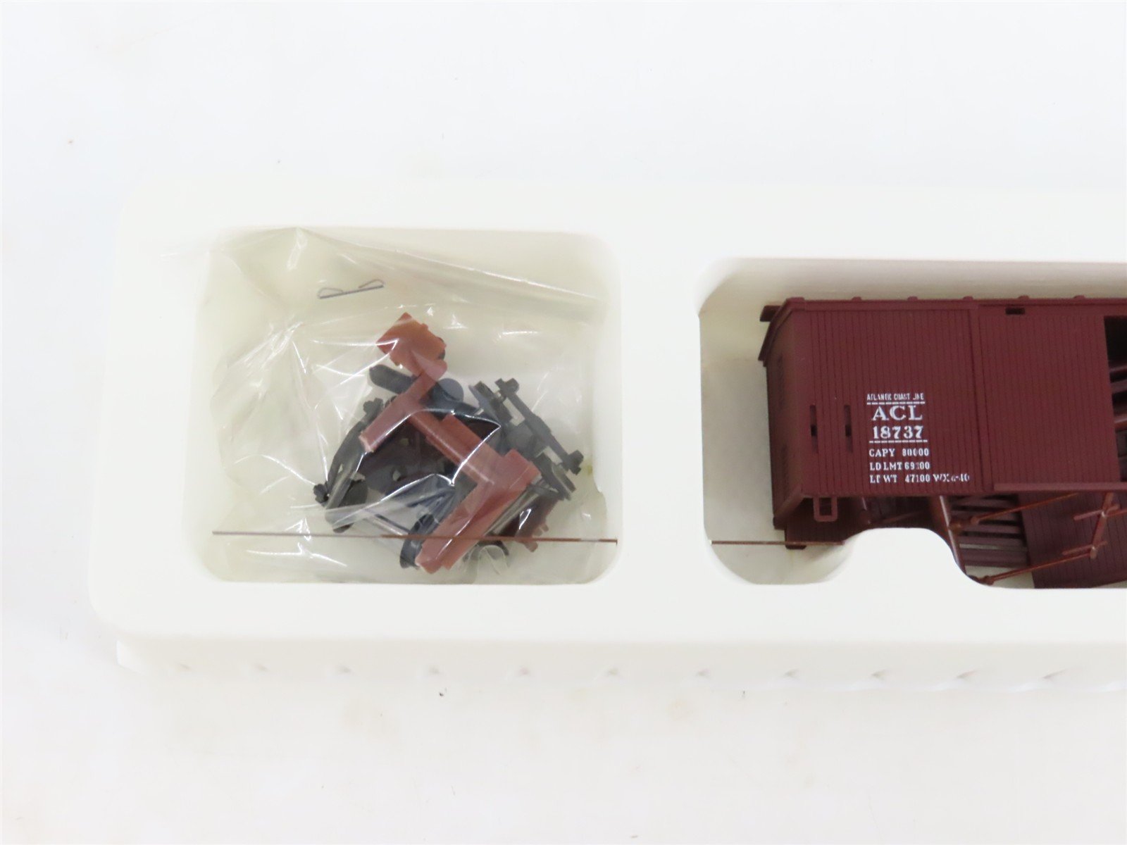 LOT of 4 HO Scale Con-Cor Kits ACL/PRR Old Time Box Car & Open Gondolas