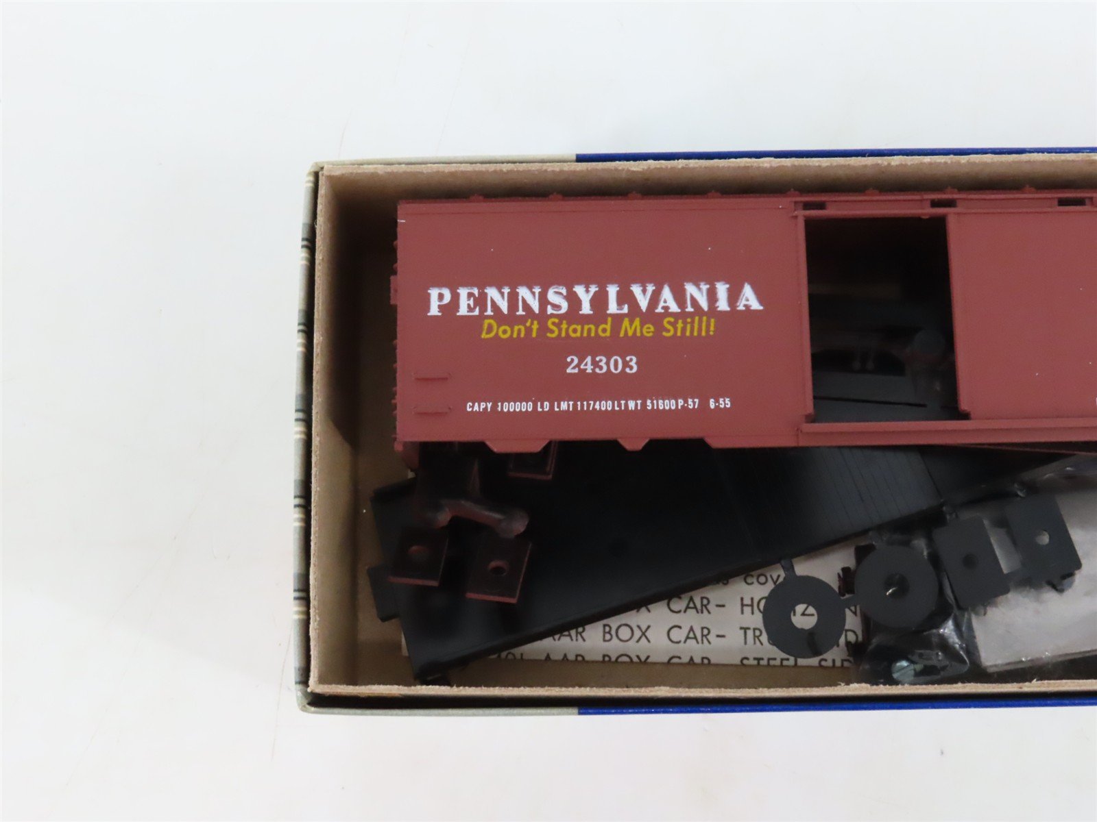 LOT of 3 HO Scale Roundhouse MDC Kits 1042 PRR Pennsylvania 40' Box Cars
