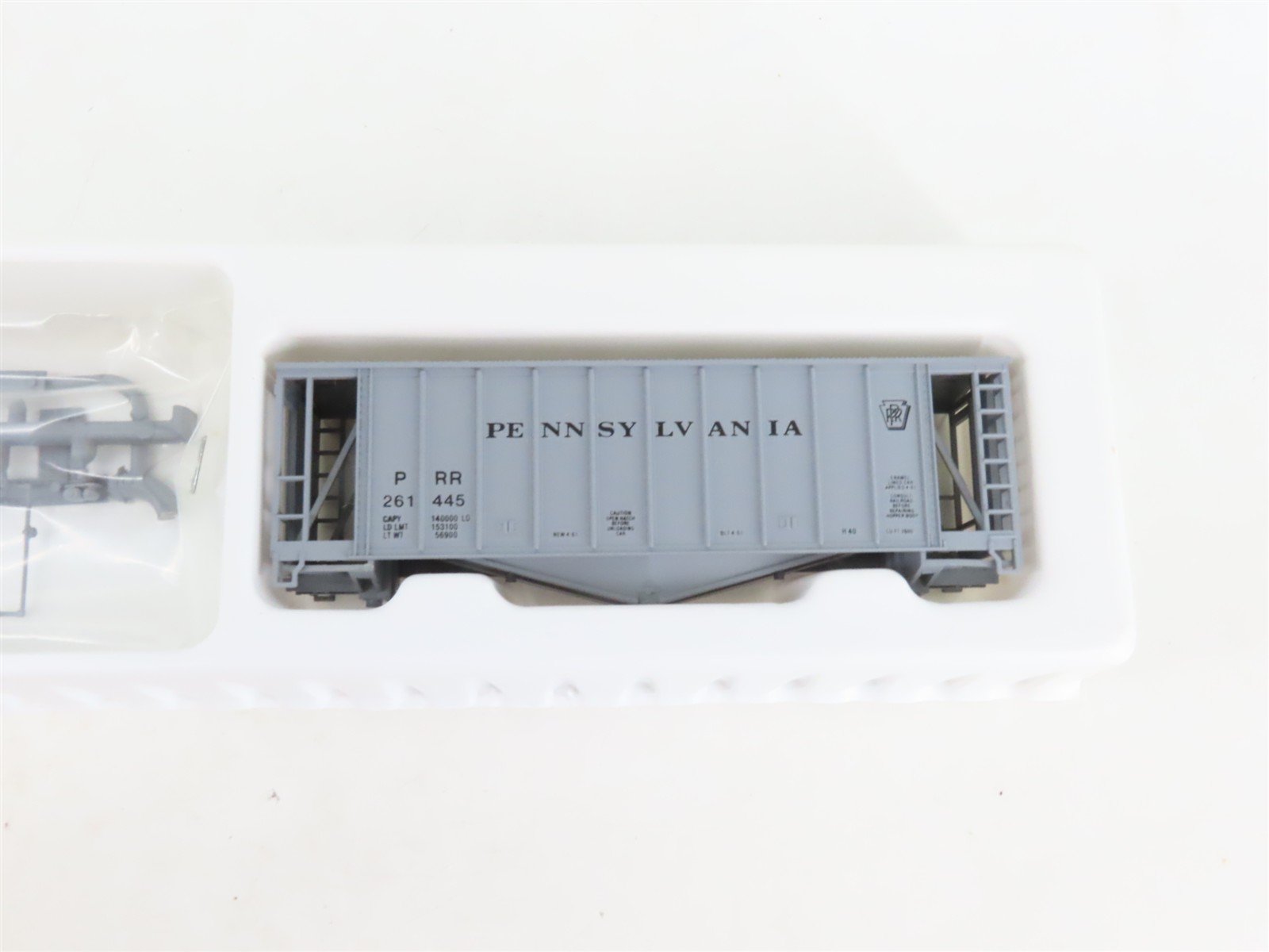 LOT of 6 HO Scale Con-Cor Kits PRR Pennsylvania Railroad 40' Airslide Hoppers