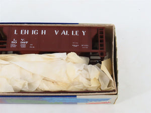 LOT of 2 HO Scale Roundhouse Bev-Bel MDC Kits LV Lehigh Valley 35' 2-Bay Hoppers
