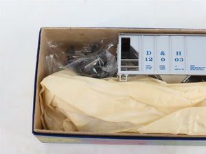 LOT of 2 HO Roundhouse Bev-Bel MDC Kits D&H Delaware & Hudson 35' 2-Bay Hoppers