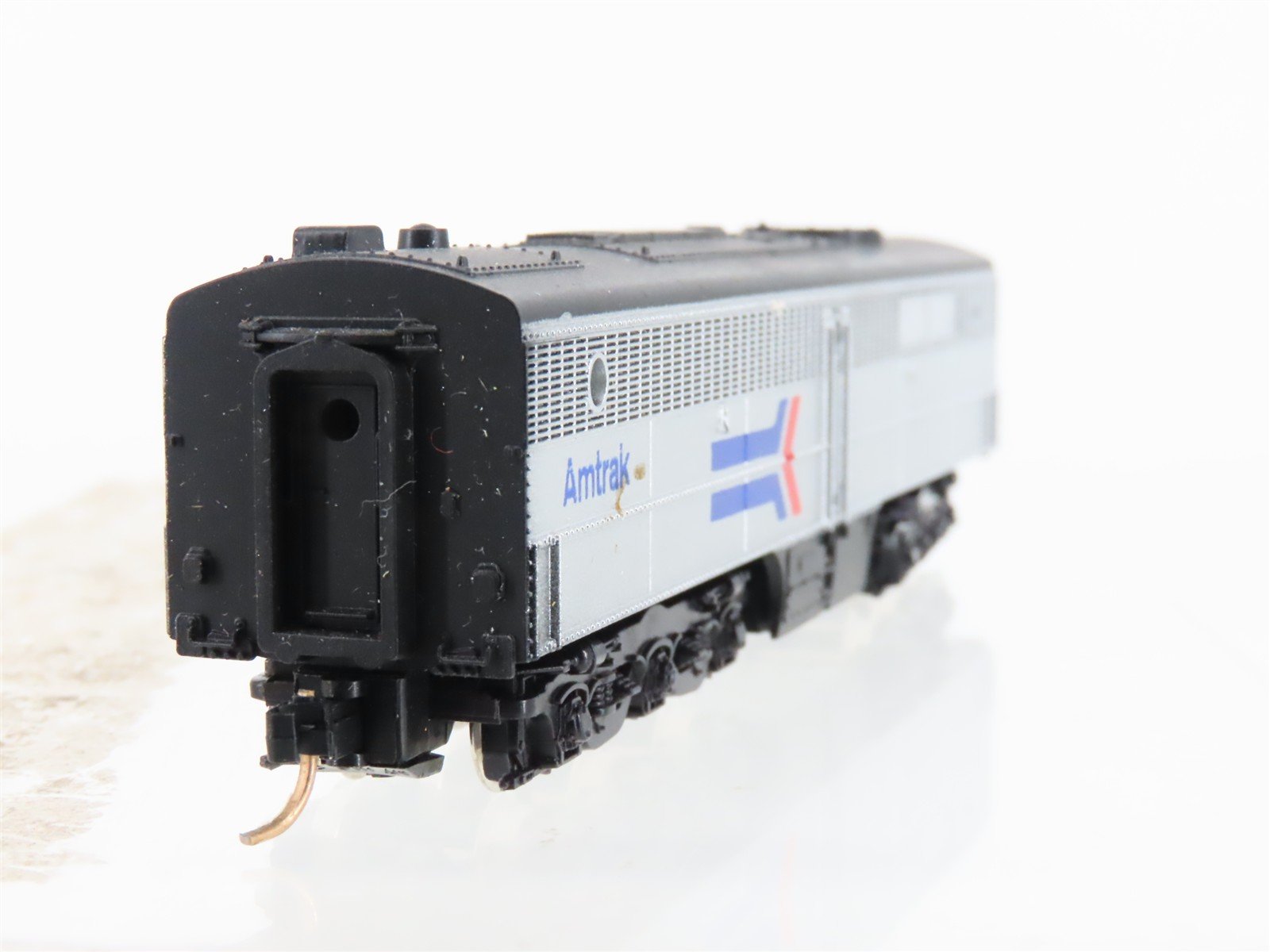 N Scale Kato Amtrak PB-1 Diesel Locomotive UNPOWERED