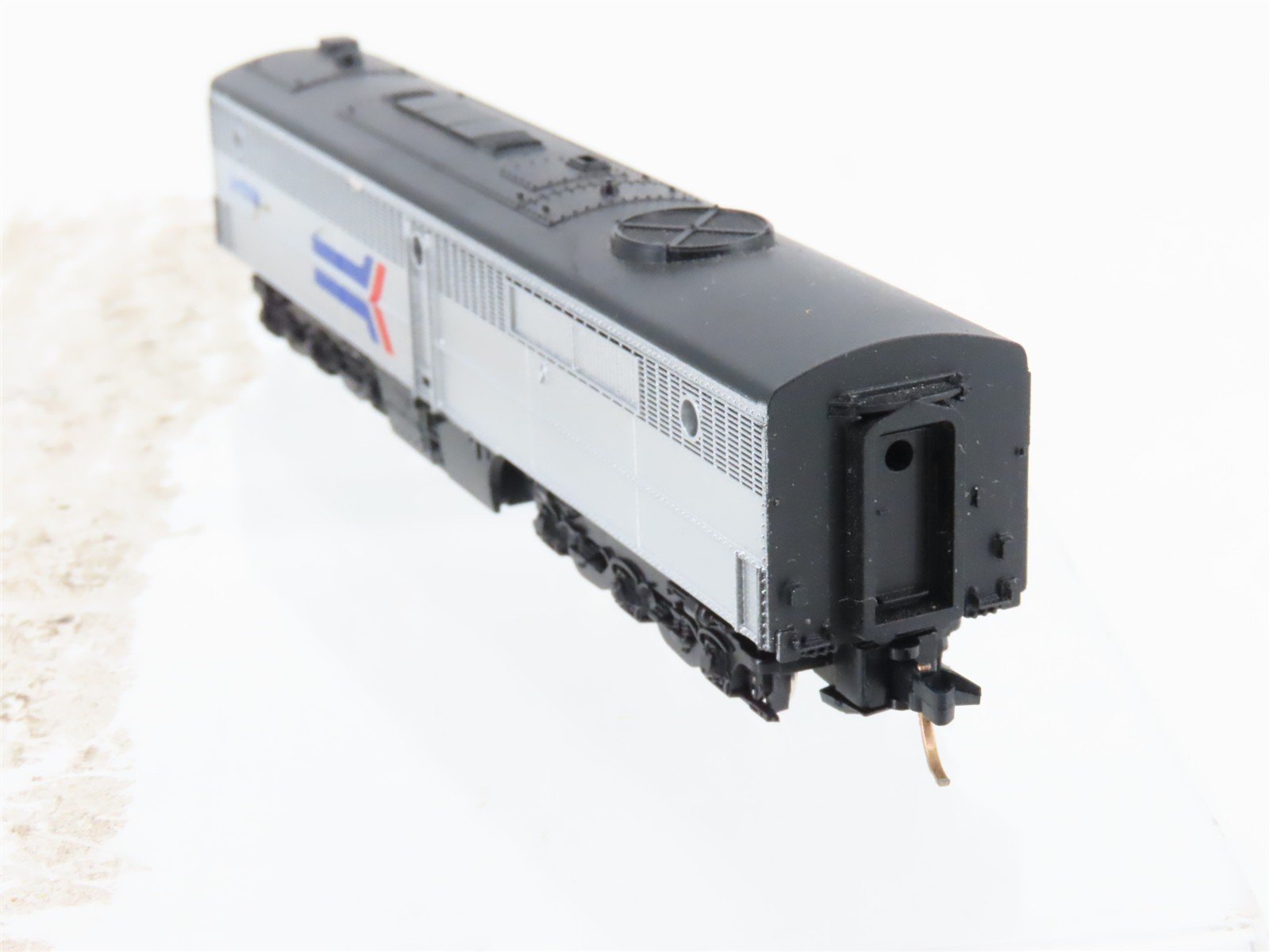 N Scale Kato Amtrak PB-1 Diesel Locomotive UNPOWERED