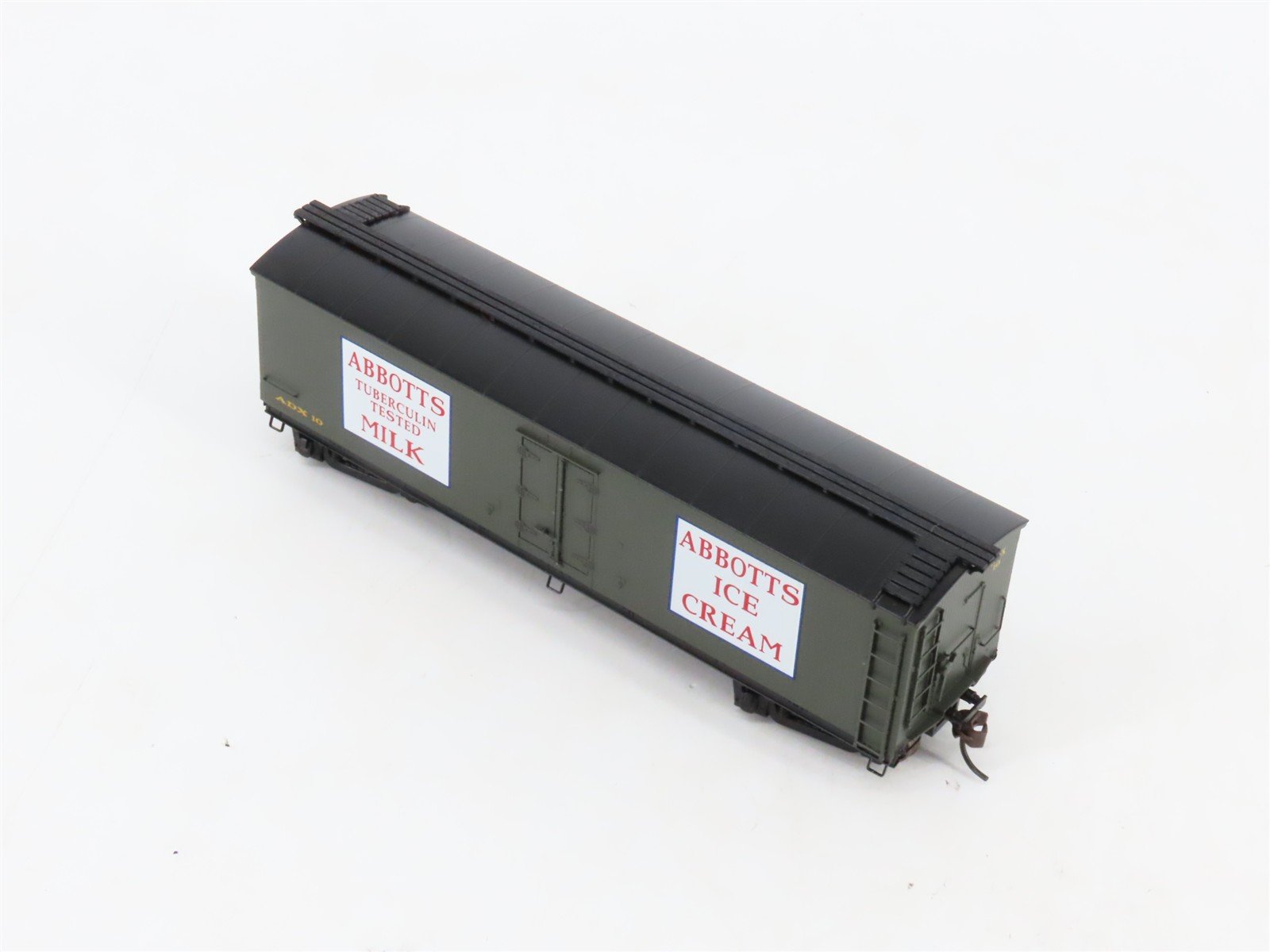 HO Scale Roundhouse 84613 ADX Abbotts Milk & Ice Cream 40' Wood Milk Car #10