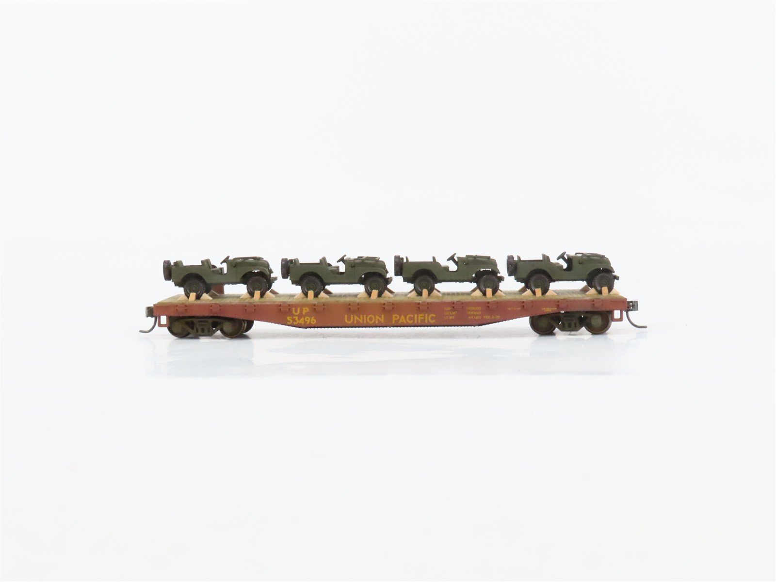 HO Athearn UP Union Pacific Flat Car #53496 - Weathered w/ Custom Army Jeep Load