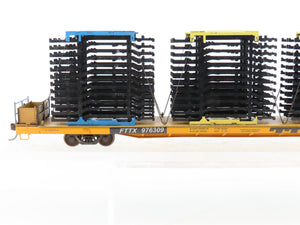HO Scale FTTX Trailer Train 89' Flatcar #976309 w/Custom Auto Frame Load