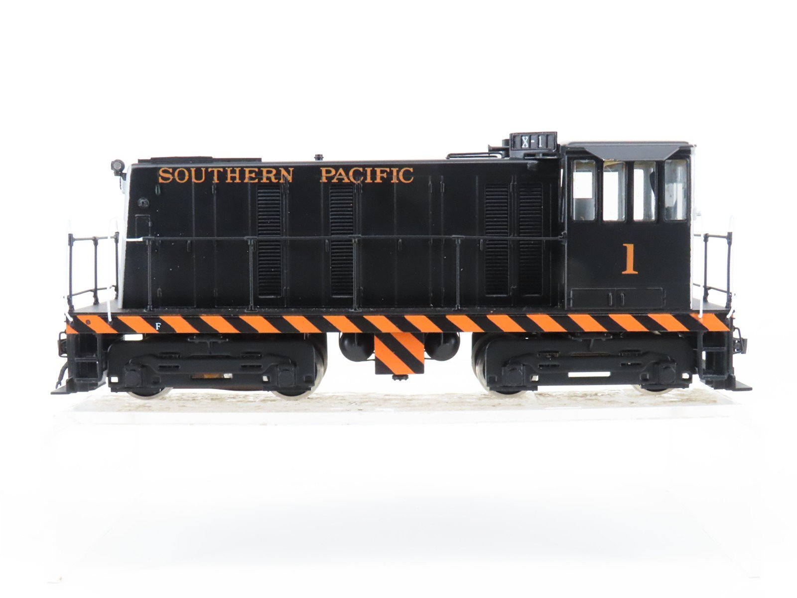 On3 Scale BRASS SP Southern Pacific GE 70-Tonner Diesel Locomotive #1 w/DCC