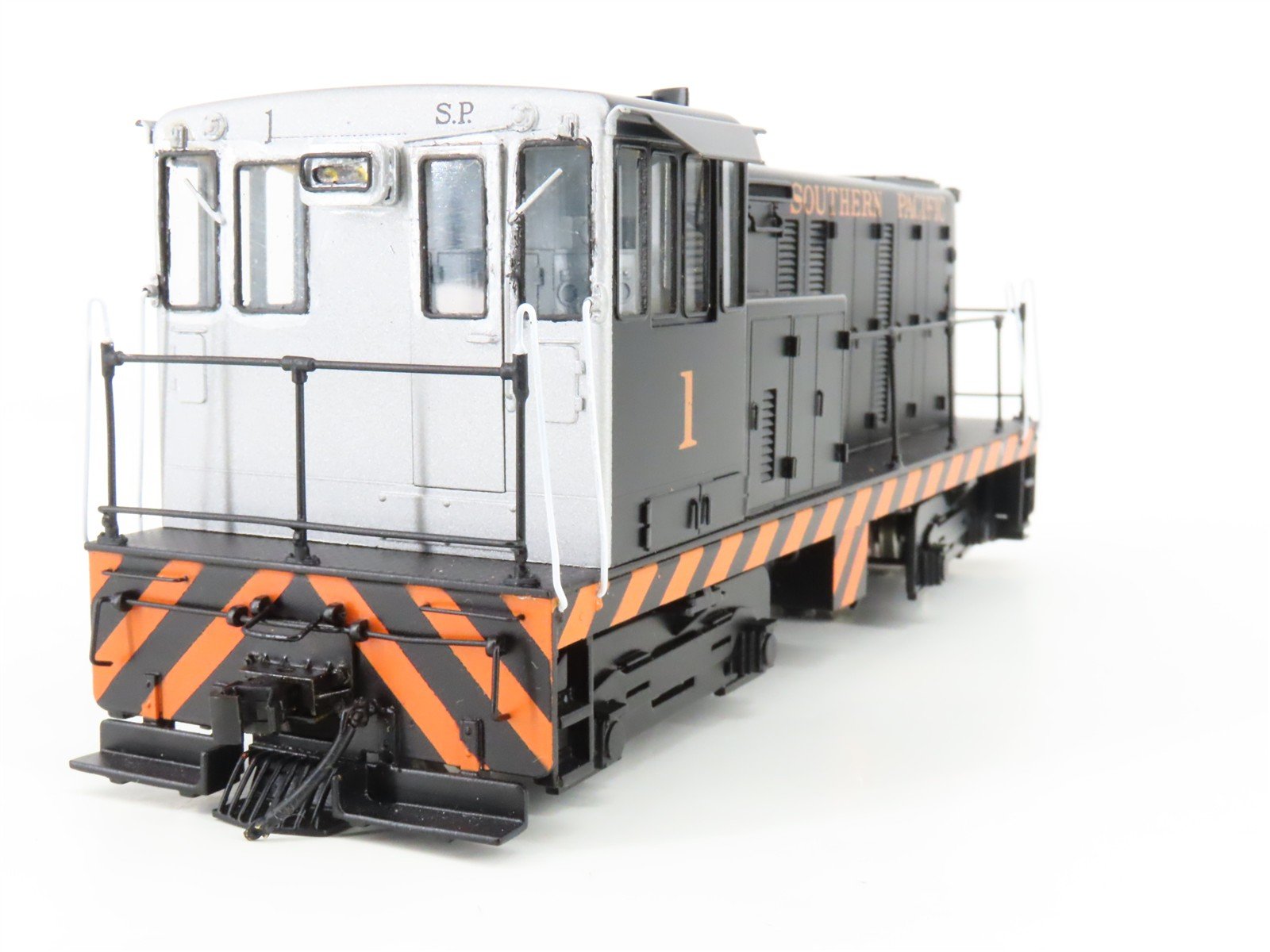 On3 Scale BRASS SP Southern Pacific GE 70-Tonner Diesel Locomotive #1 w/DCC