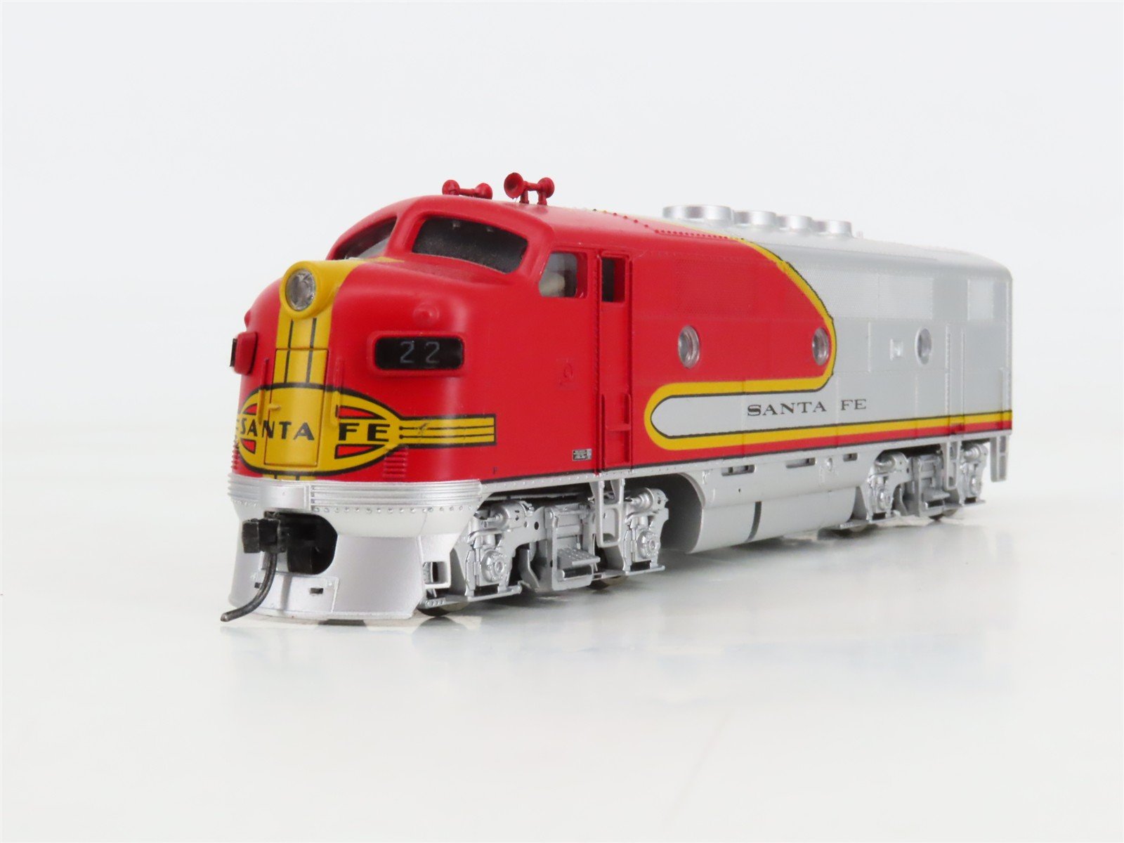 HO Scale MTH ATSF Santa Fe F7 A/A/A Diesel Locomotive Set w/DCC & Sound