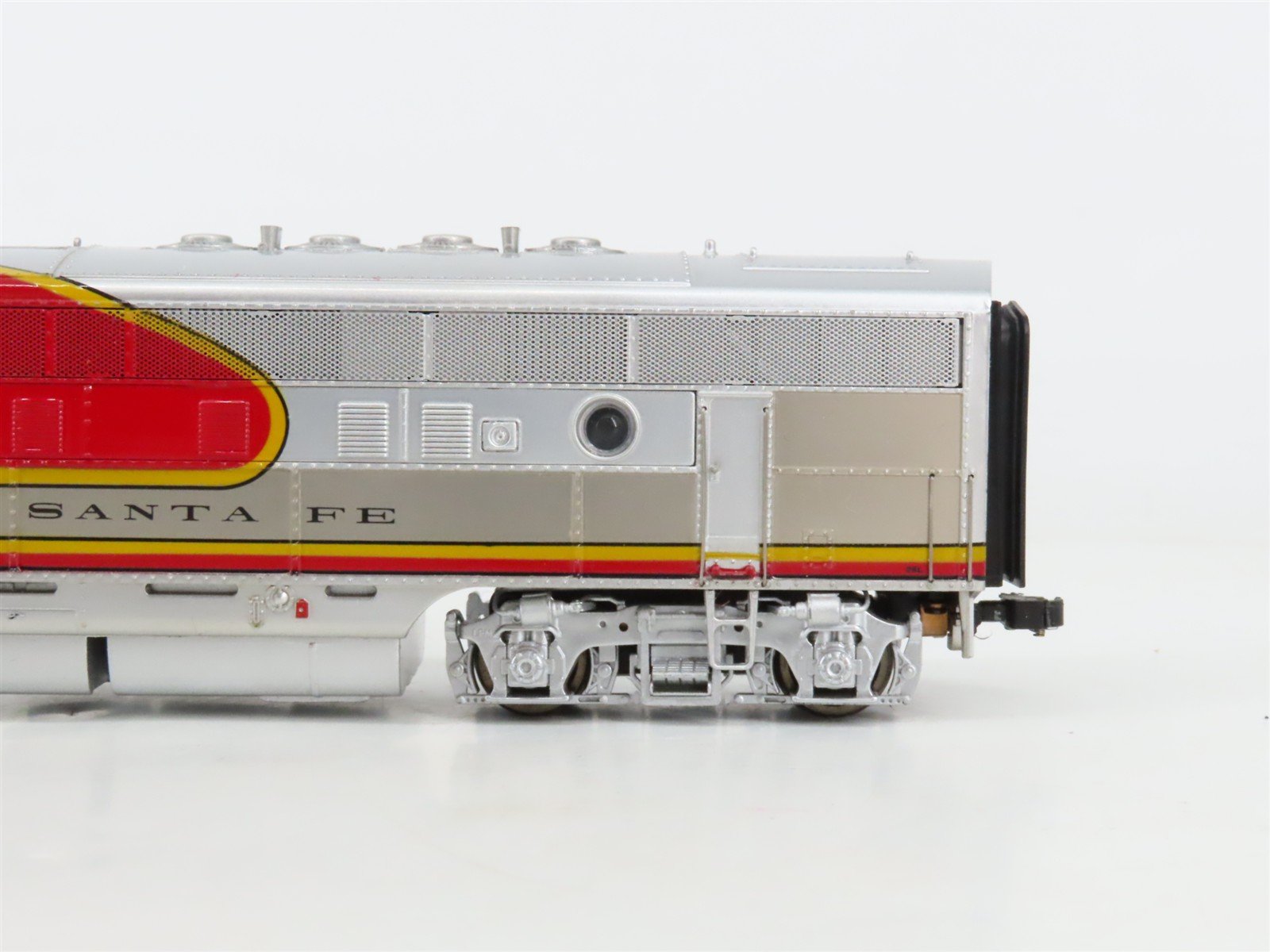 HO Scale MTH ATSF Santa Fe F7 A/A/A Diesel Locomotive Set w/DCC & Sound