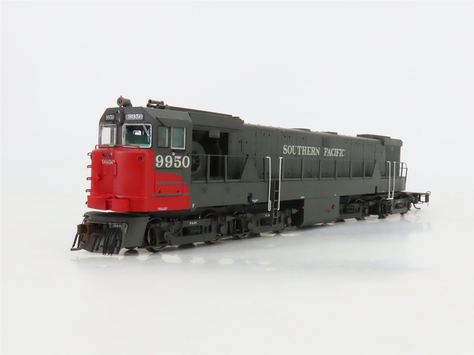 HO Scale Athearn 88678 SP Southern Pacific U50 Diesel Locomotive #9950