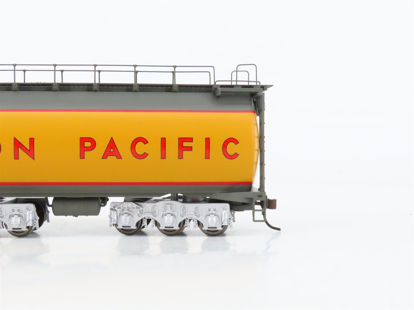 HO Scale Athearn 88667 UP Union Pacific Turbine Diesel Locomotive #65