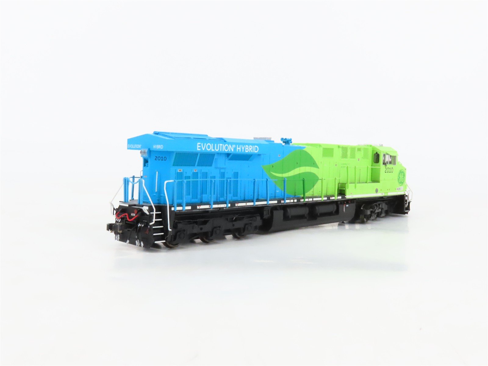 HO Scale MTH 80-2344-1 GE Evolution ES44AC Diesel Locomotive #2010 DCC ONLY