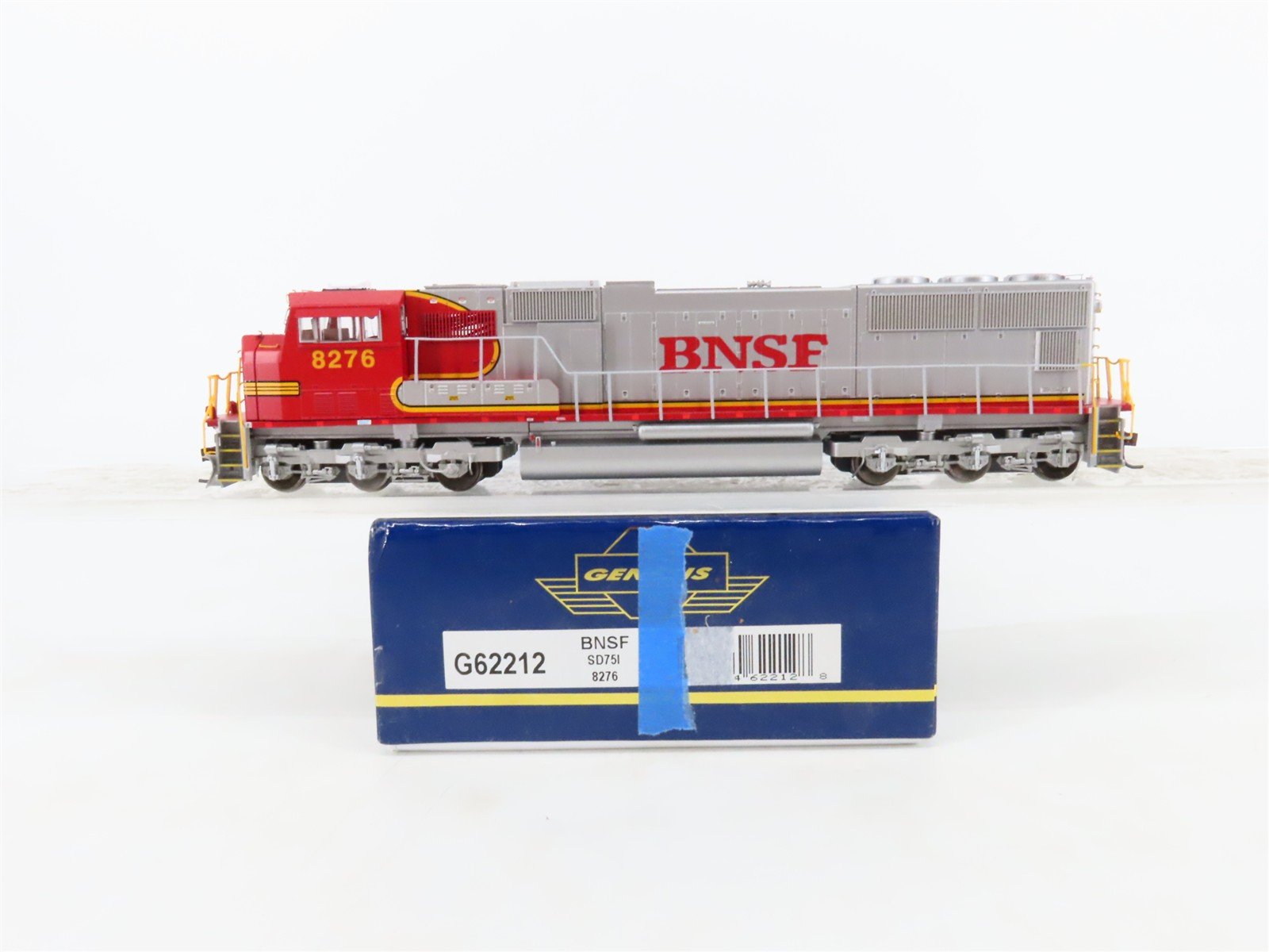 HO Scale Athearn Genesis G62212 BNSF SD75I Diesel Locomotive #8276