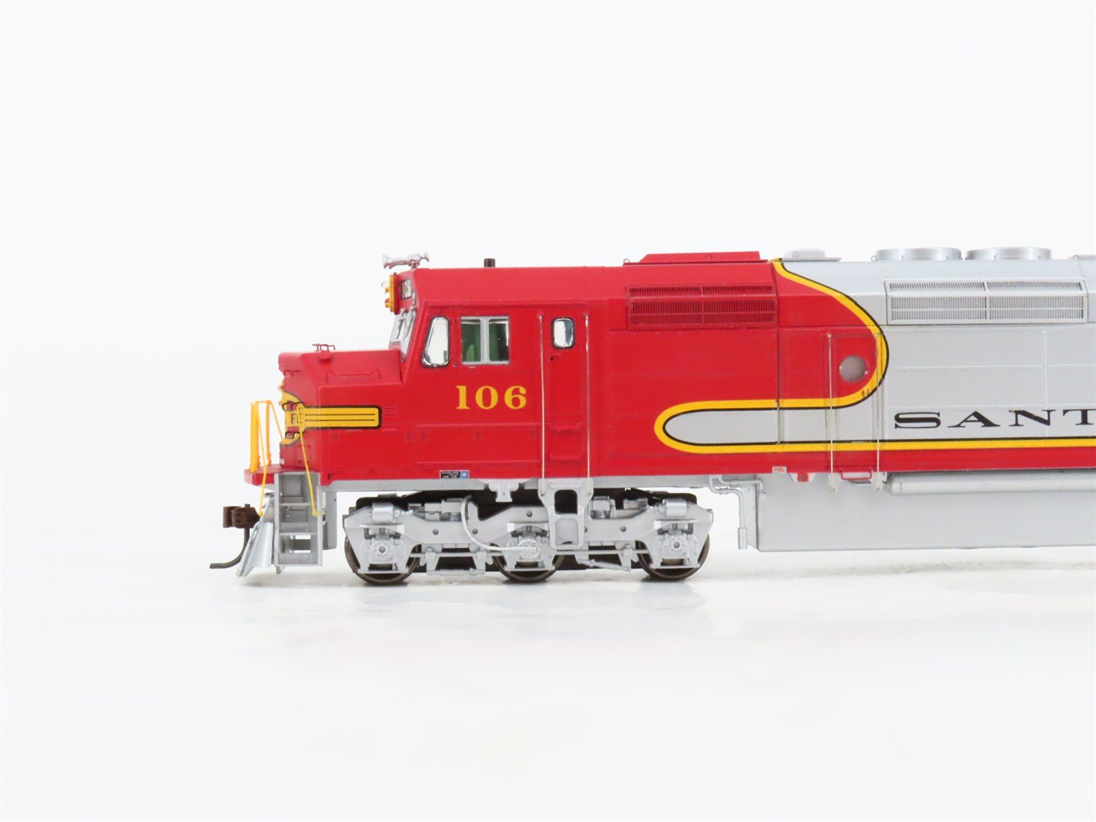 HO Scale Athearn Genesis G67663 ATSF Santa Fe FP45 Diesel #106 w/DCC & Sound