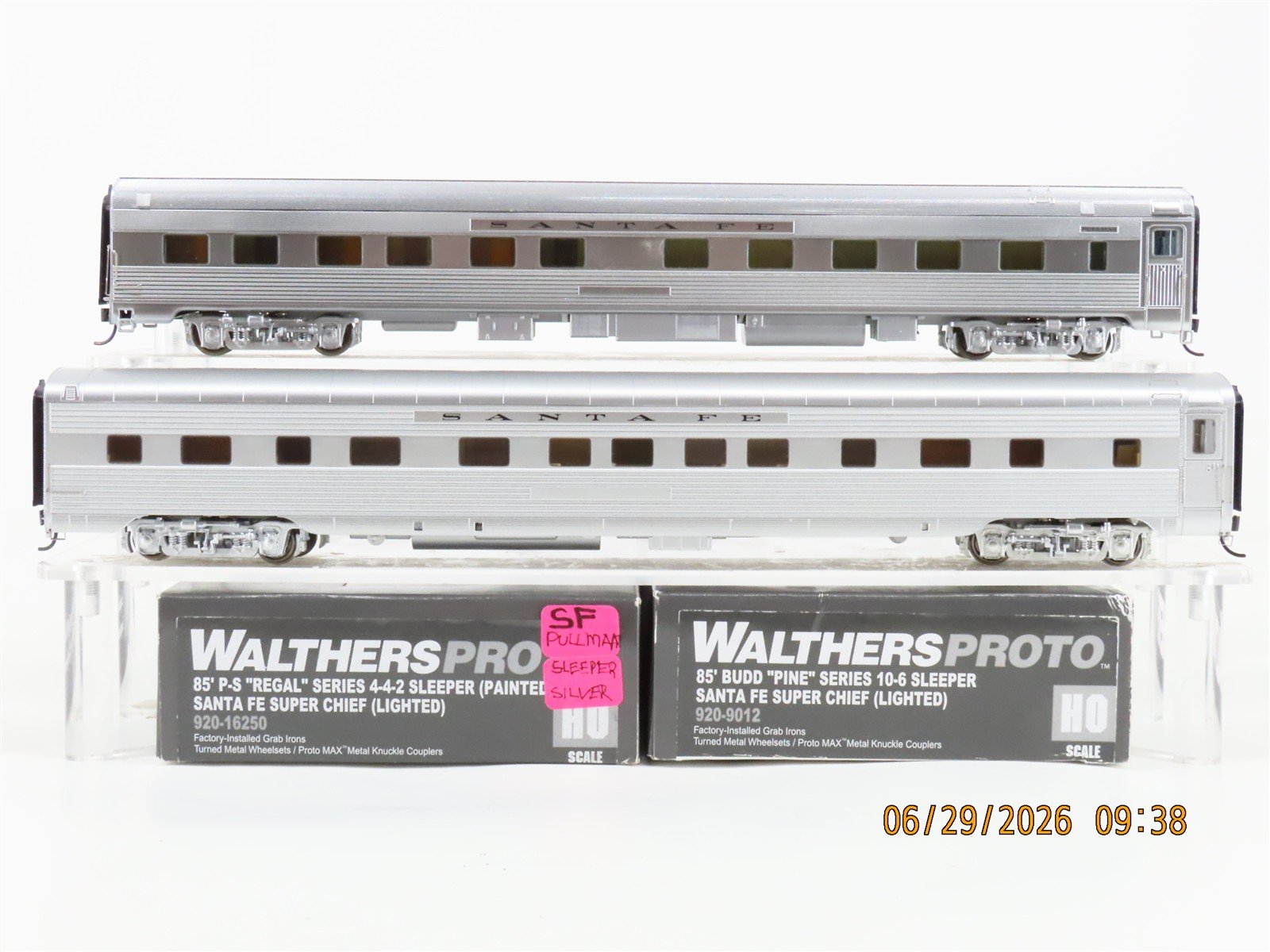 LOT of 2 HO Scale Walthers Proto ATSF Santa Fe Sleeper Passenger Cars