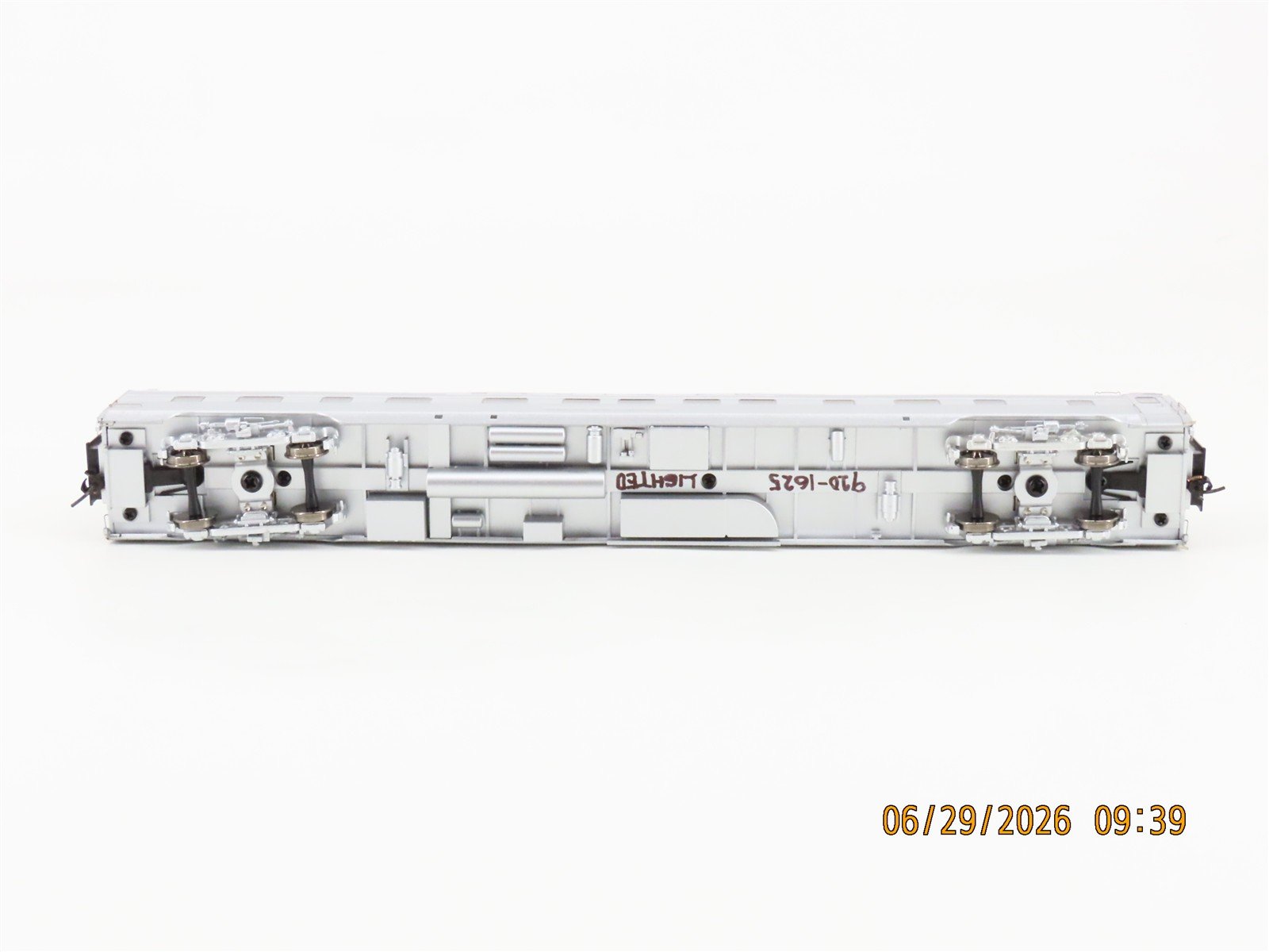 LOT of 2 HO Scale Walthers Proto ATSF Santa Fe Sleeper Passenger Cars