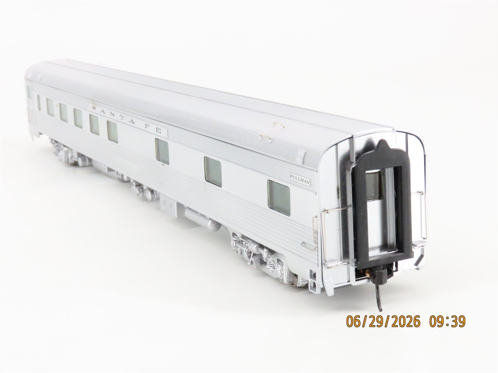 LOT of 2 HO Scale Walthers Proto ATSF Santa Fe Sleeper Passenger Cars
